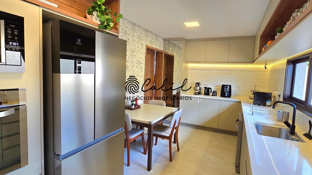 Casa, 3 quartos, 327 m² - Foto 7