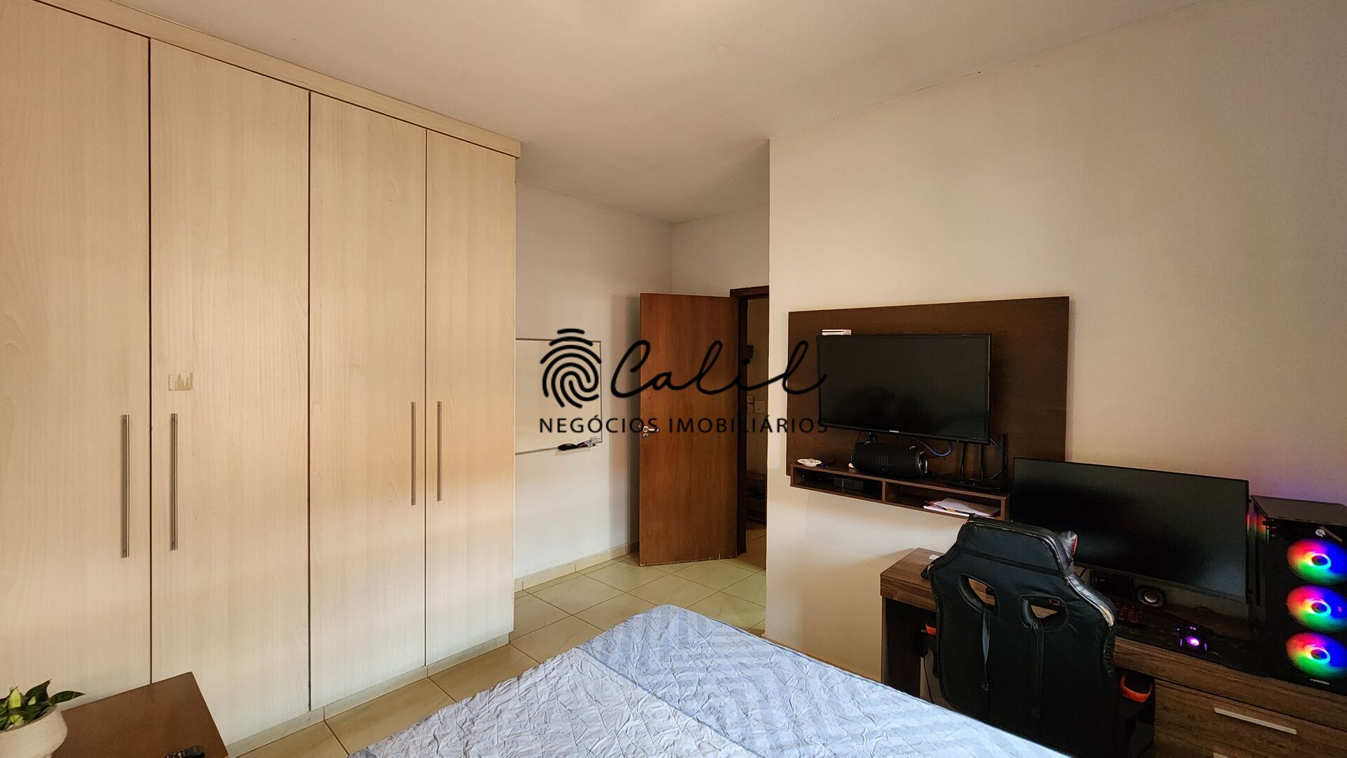 Casa à venda com 3 quartos, 240m² - Foto 18