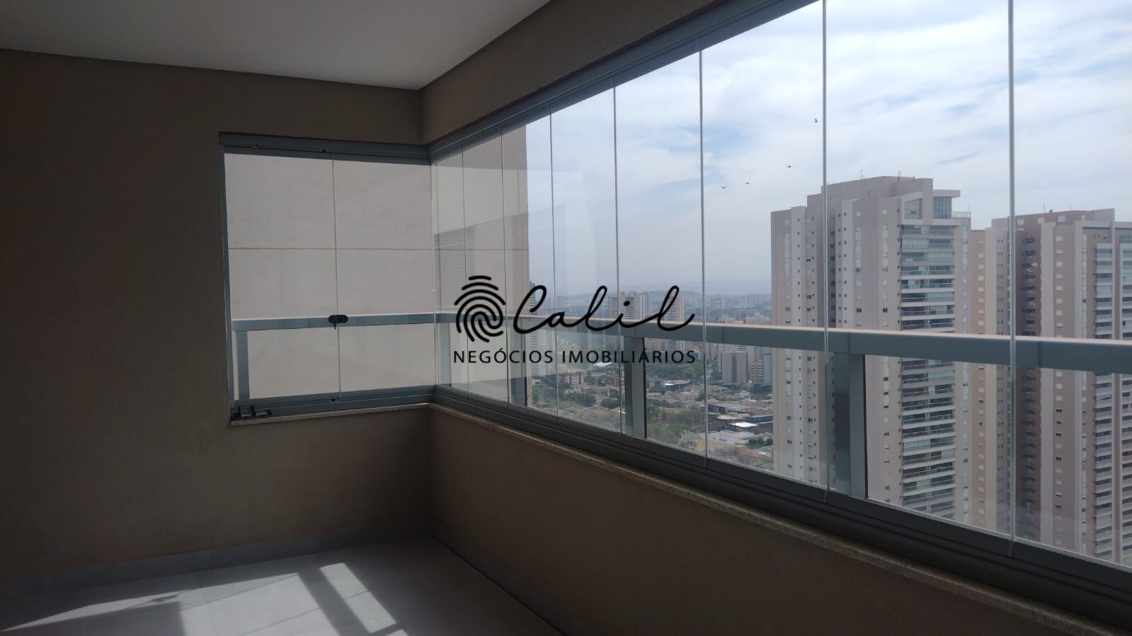 Apartamento para alugar com 2 quartos, 100m² - Foto 27