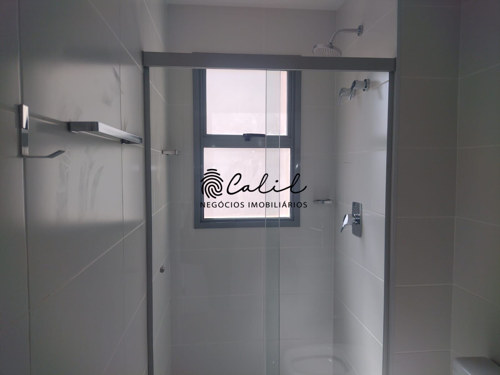 Apartamento para alugar com 2 quartos, 100m² - Foto 13