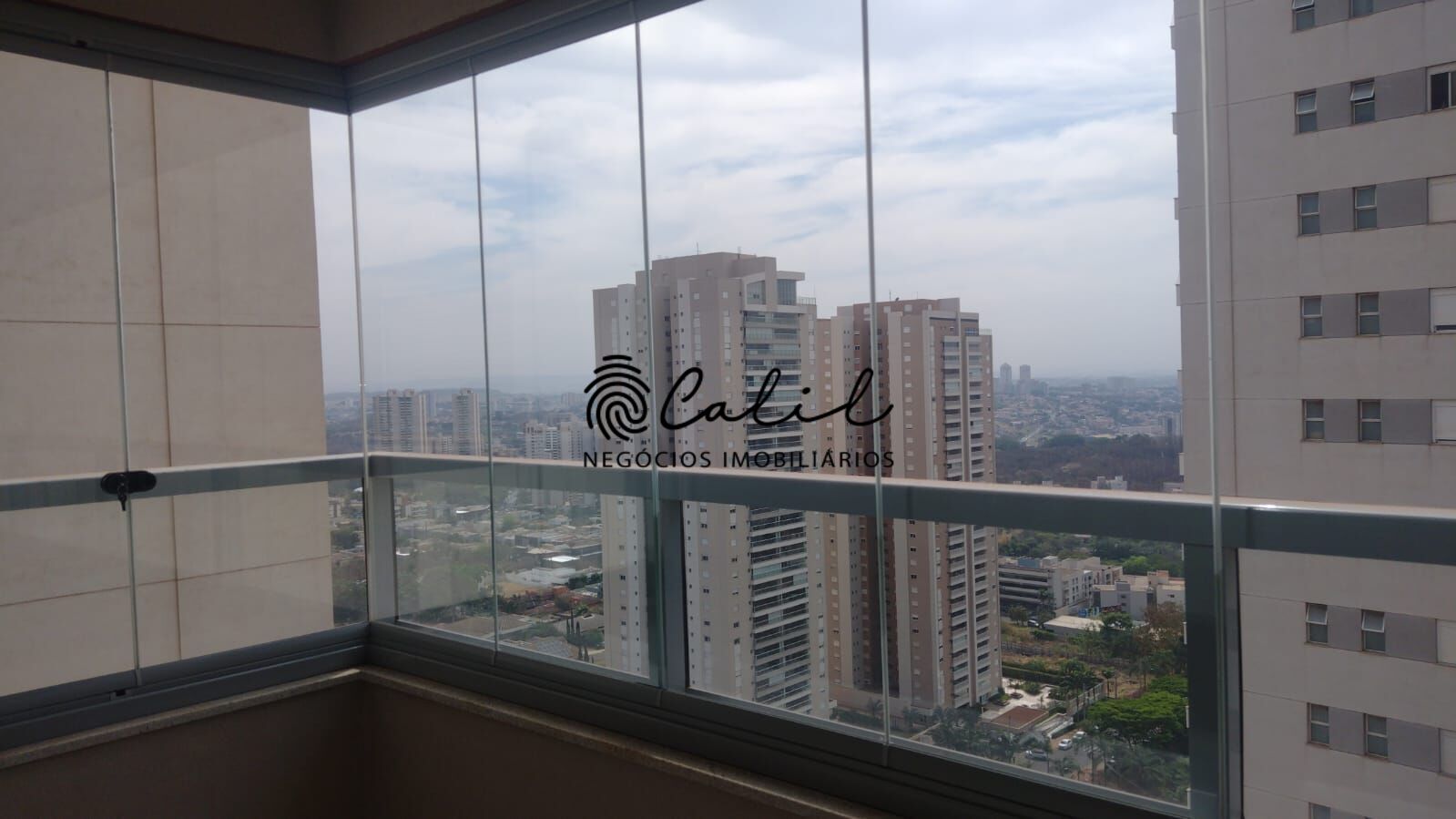 Apartamento para alugar com 2 quartos, 100m² - Foto 25
