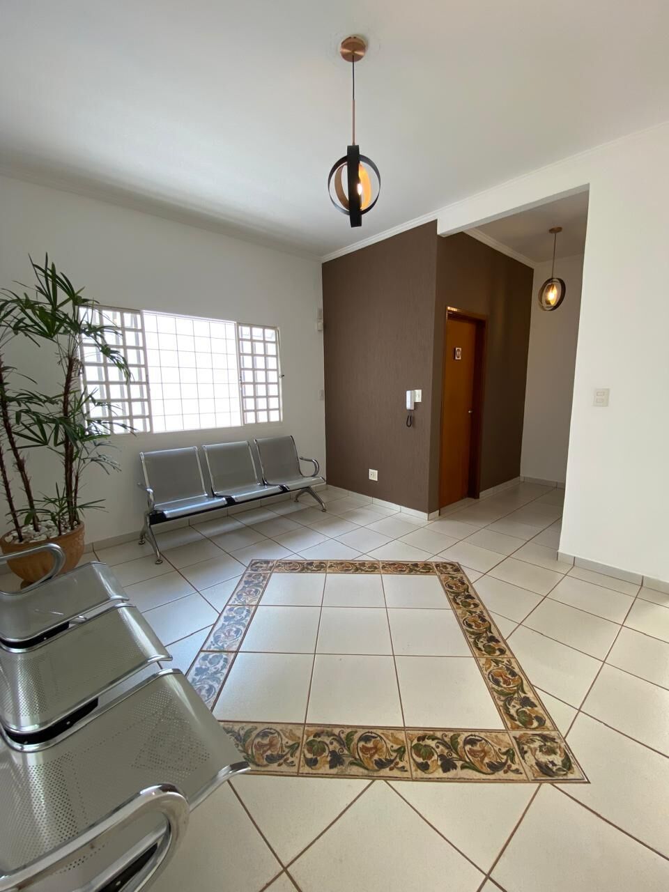 Prédio Inteiro para alugar com 12 quartos, 320m² - Foto 24