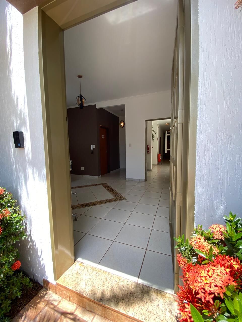 Prédio Inteiro para alugar com 12 quartos, 320m² - Foto 6