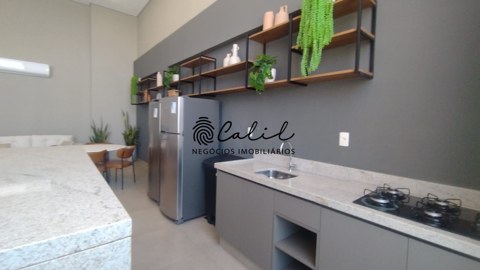 Apartamento para alugar com 2 quartos, 65m² - Foto 22