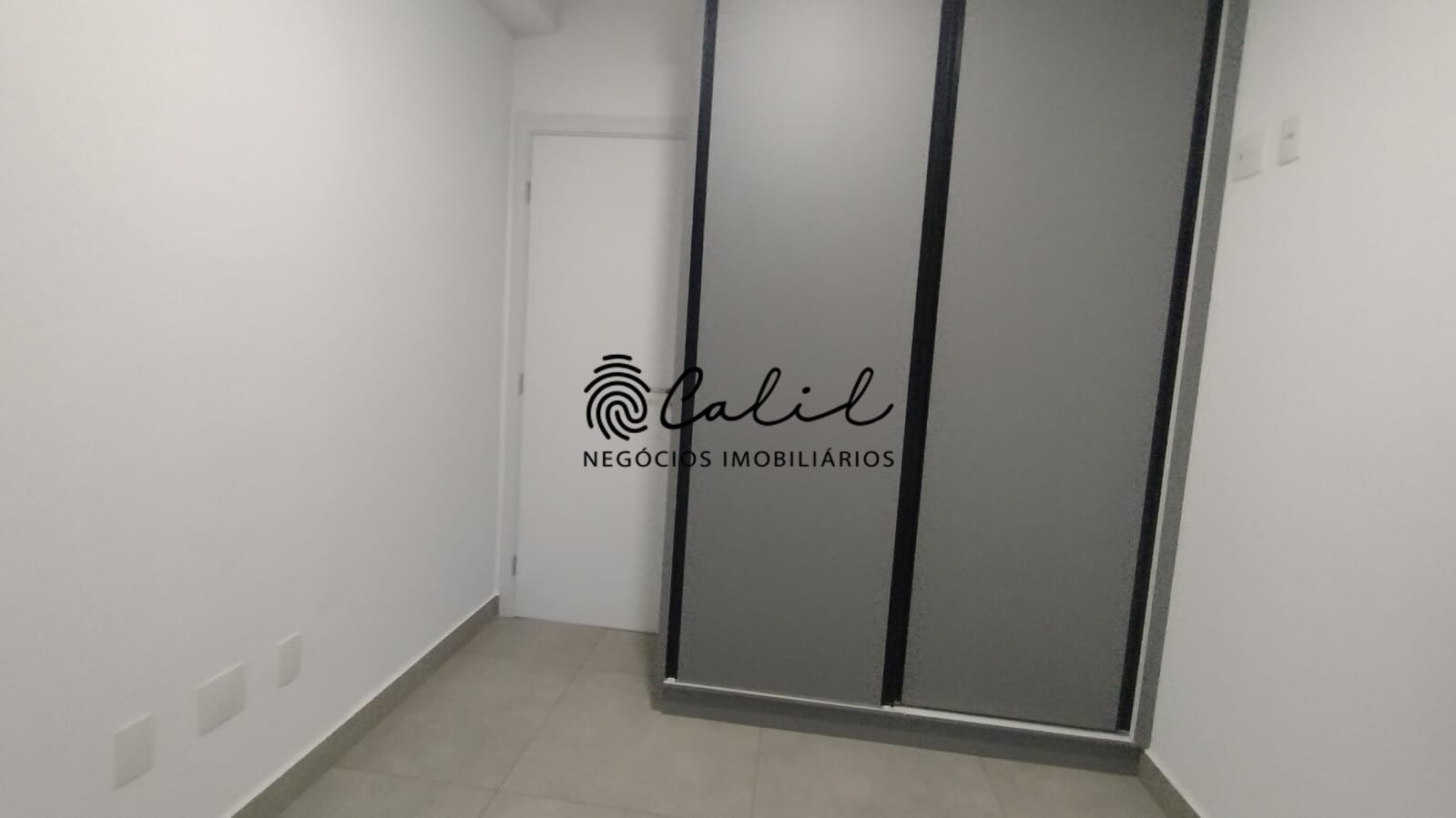 Apartamento para alugar com 2 quartos, 65m² - Foto 16