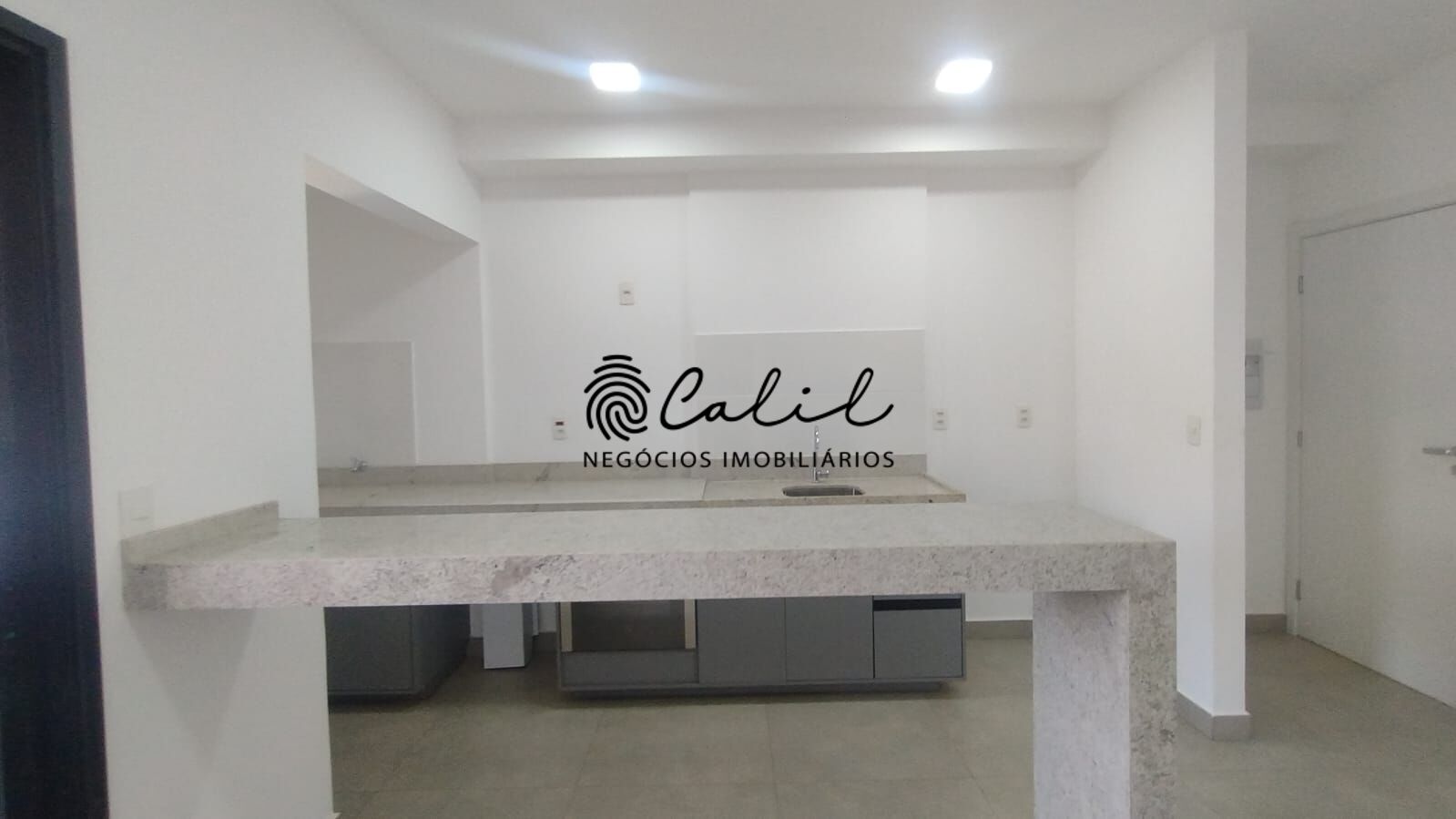Apartamento para alugar com 2 quartos, 65m² - Foto 18