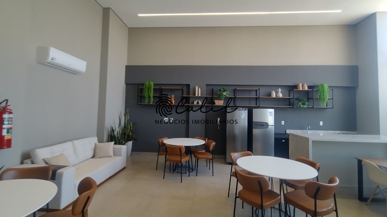 Apartamento para alugar com 2 quartos, 65m² - Foto 29