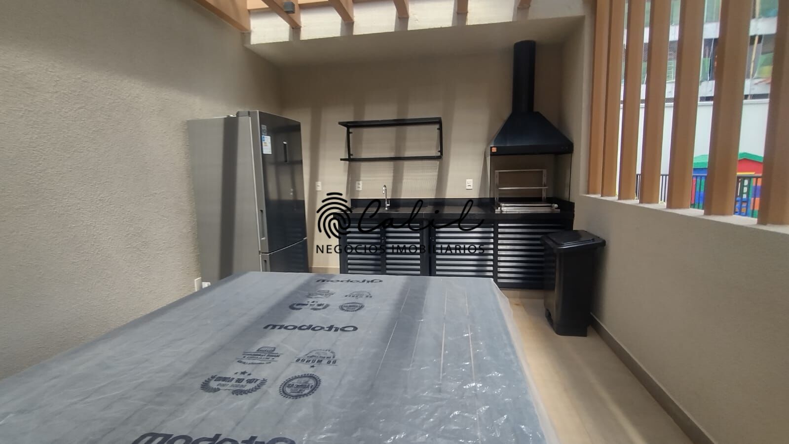 Apartamento para alugar com 2 quartos, 65m² - Foto 25