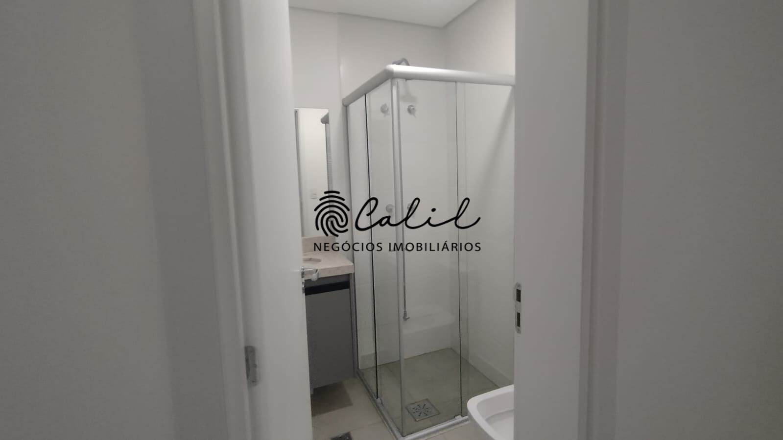 Apartamento para alugar com 2 quartos, 65m² - Foto 4