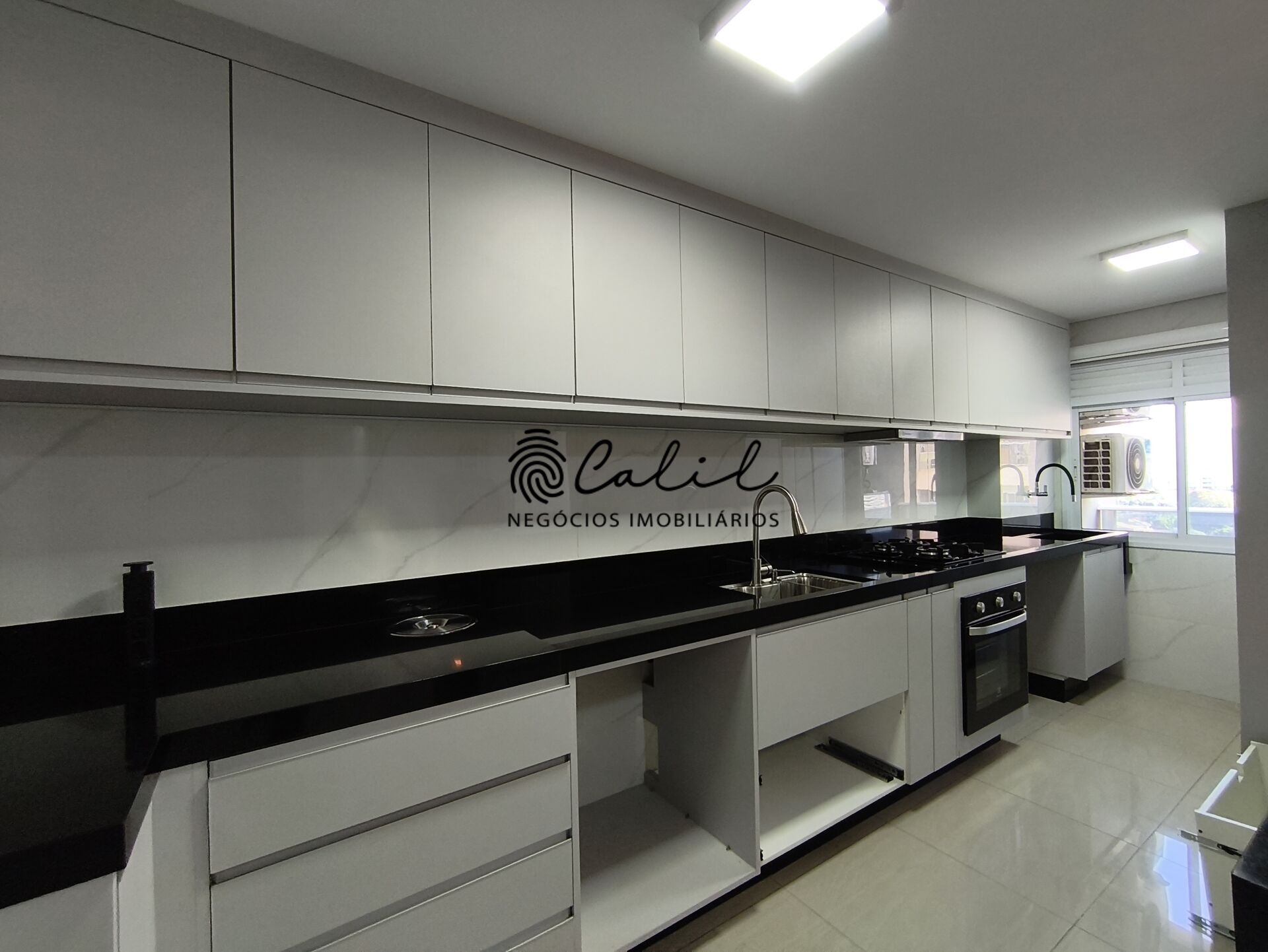 Apartamento para alugar com 2 quartos, 87m² - Foto 16