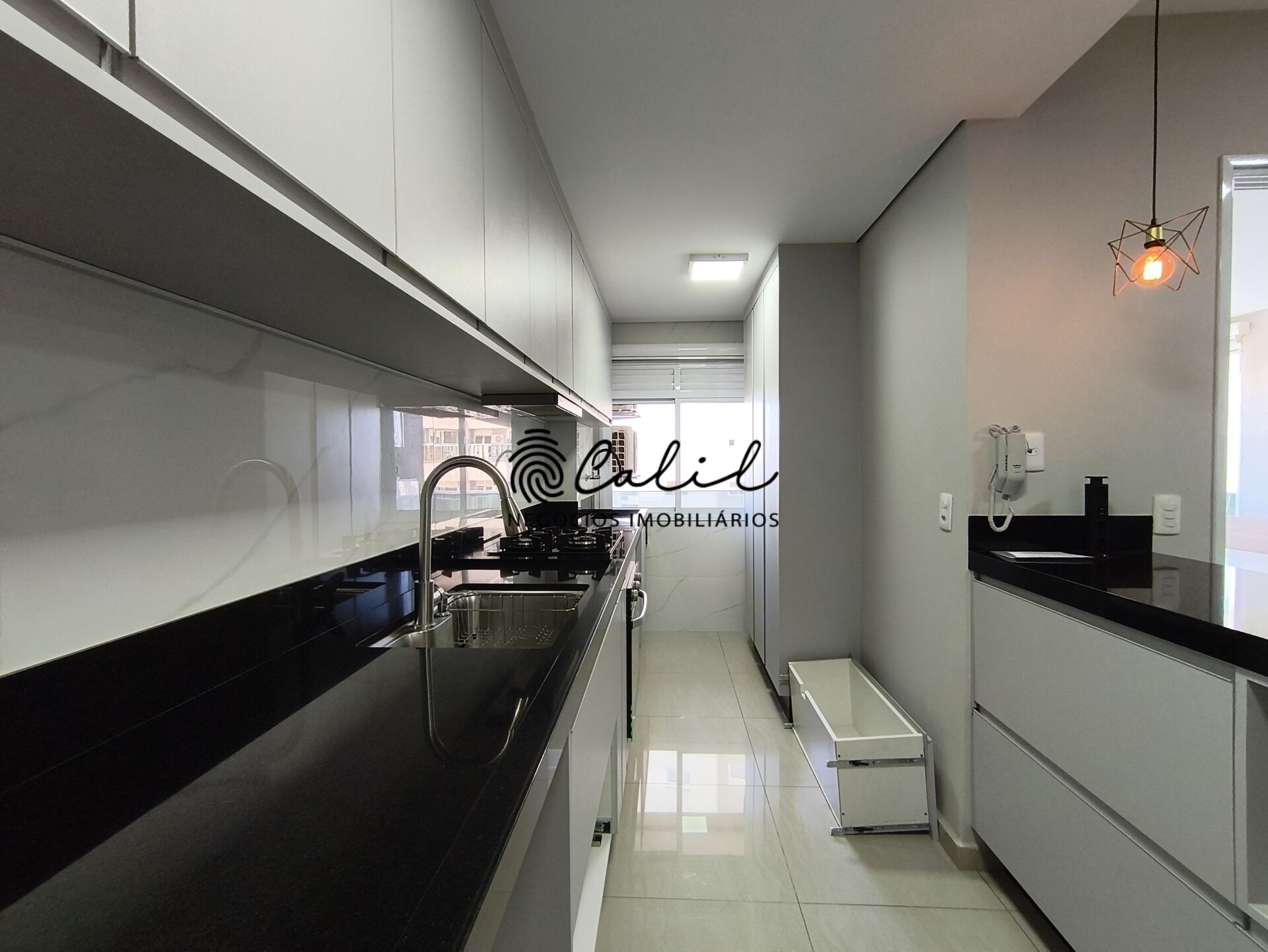 Apartamento para alugar com 2 quartos, 87m² - Foto 15
