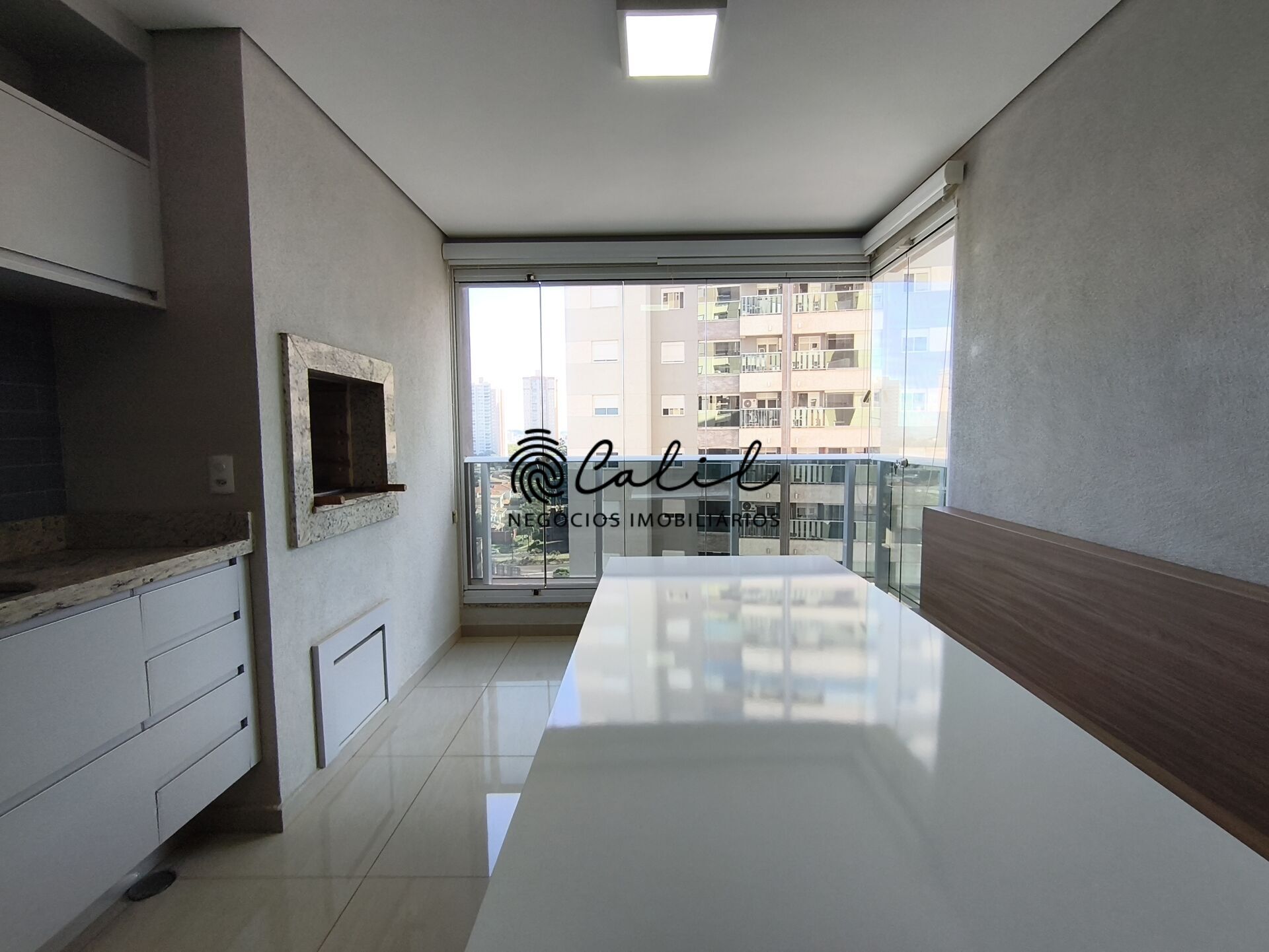 Apartamento para alugar com 2 quartos, 87m² - Foto 2