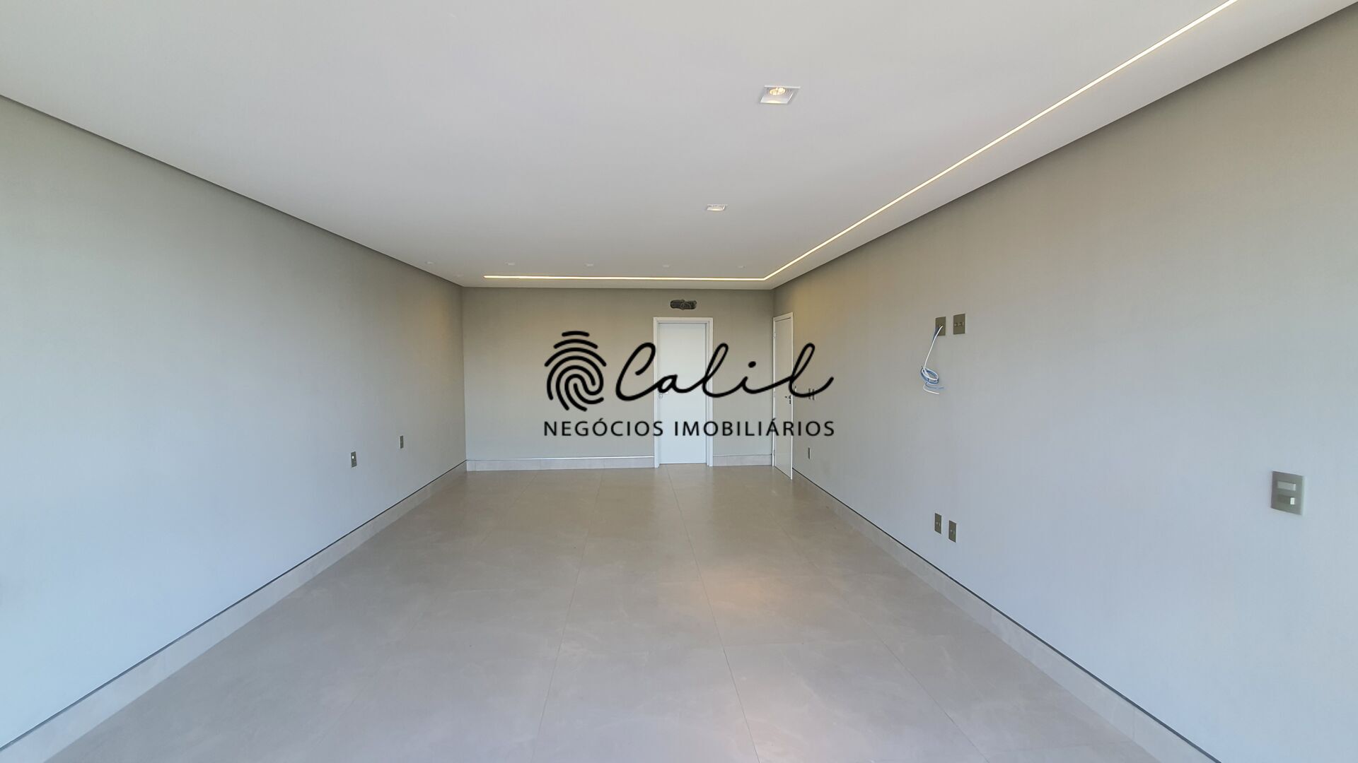 Casa à venda com 8 quartos, 650m² - Foto 31