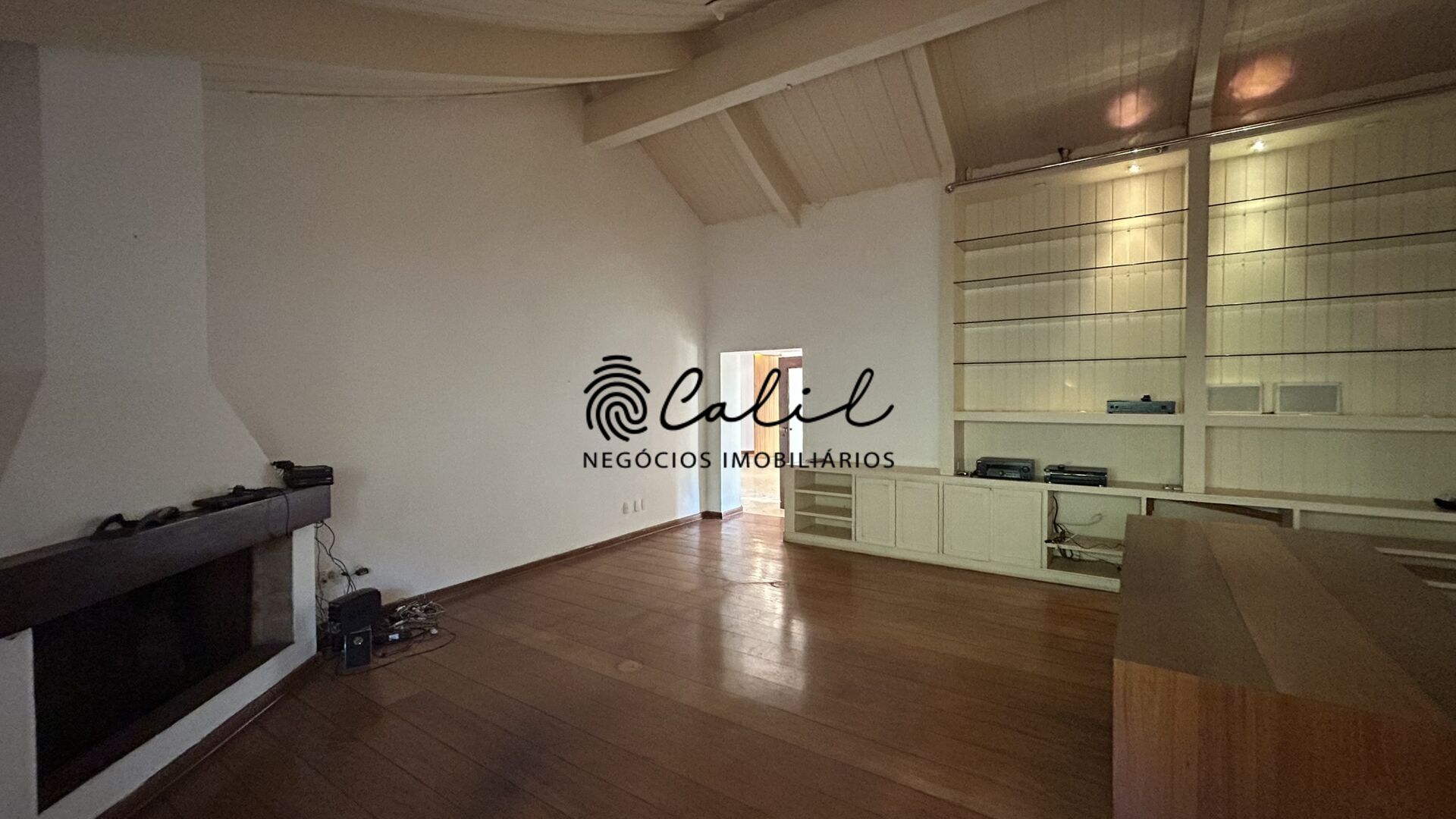 Casa, 5 quartos, 1469 m² - Foto 8