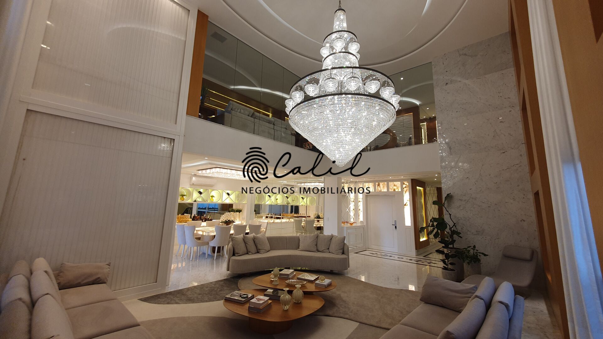 Cobertura à venda com 5 quartos, 778m² - Foto 1
