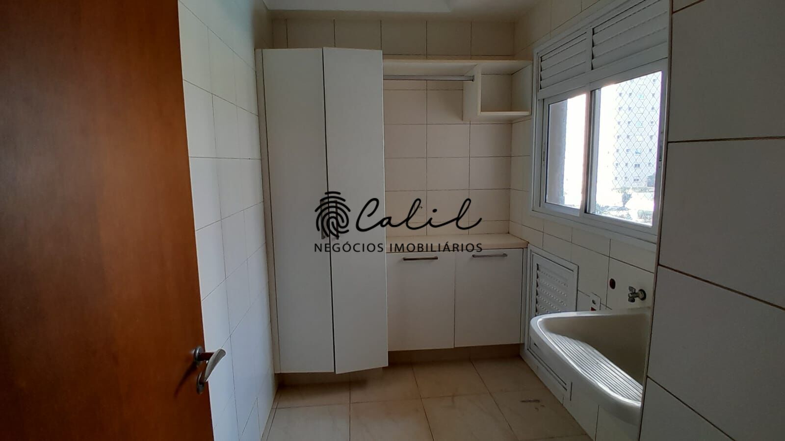 Apartamento para alugar com 3 quartos, 178m² - Foto 18