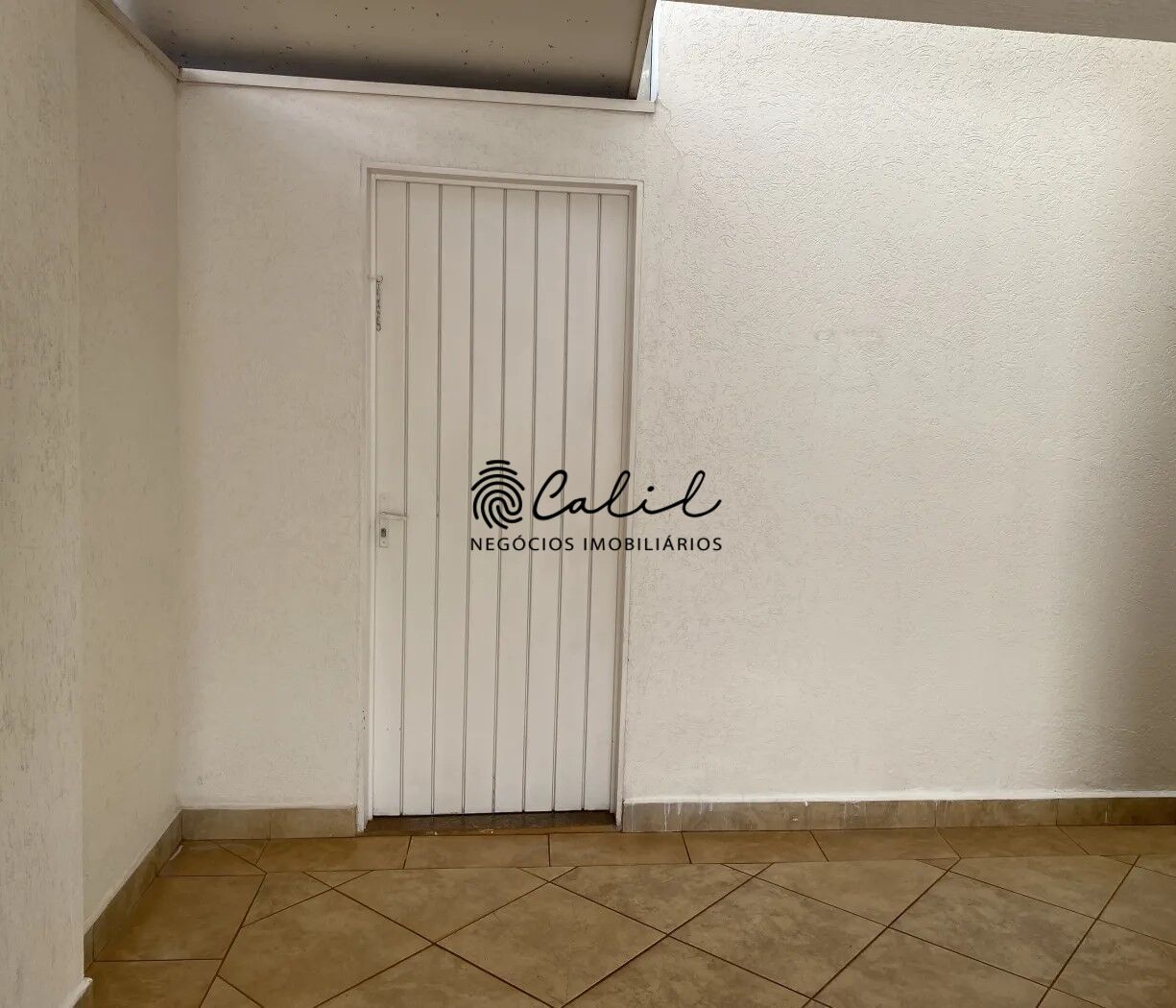 Casa para alugar com 3 quartos, 243m² - Foto 5