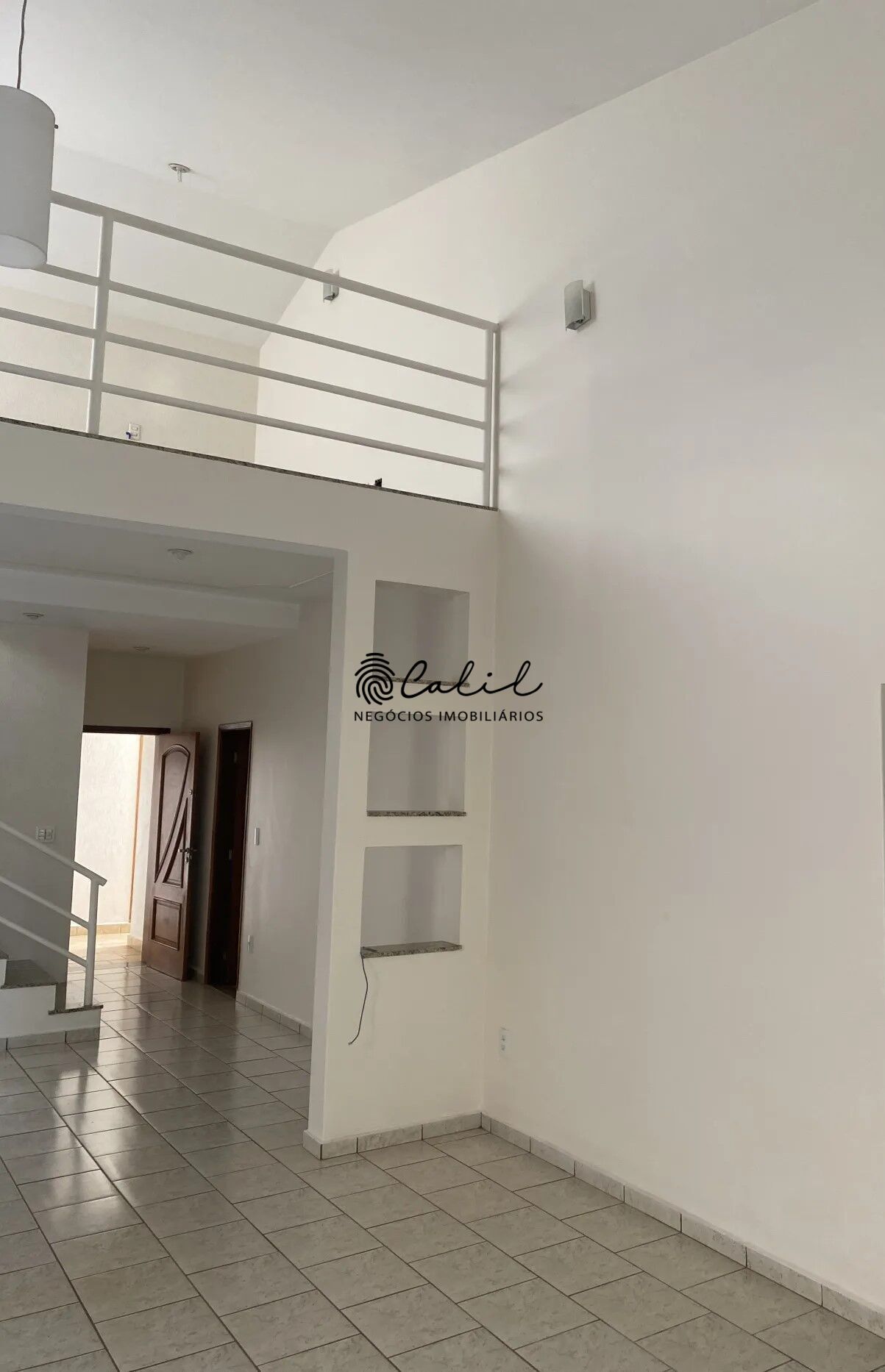 Casa para alugar com 3 quartos, 243m² - Foto 14
