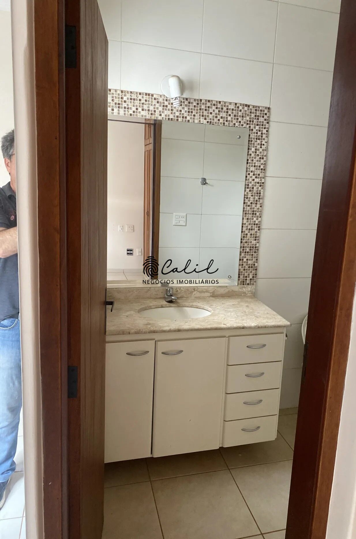 Casa para alugar com 3 quartos, 243m² - Foto 17