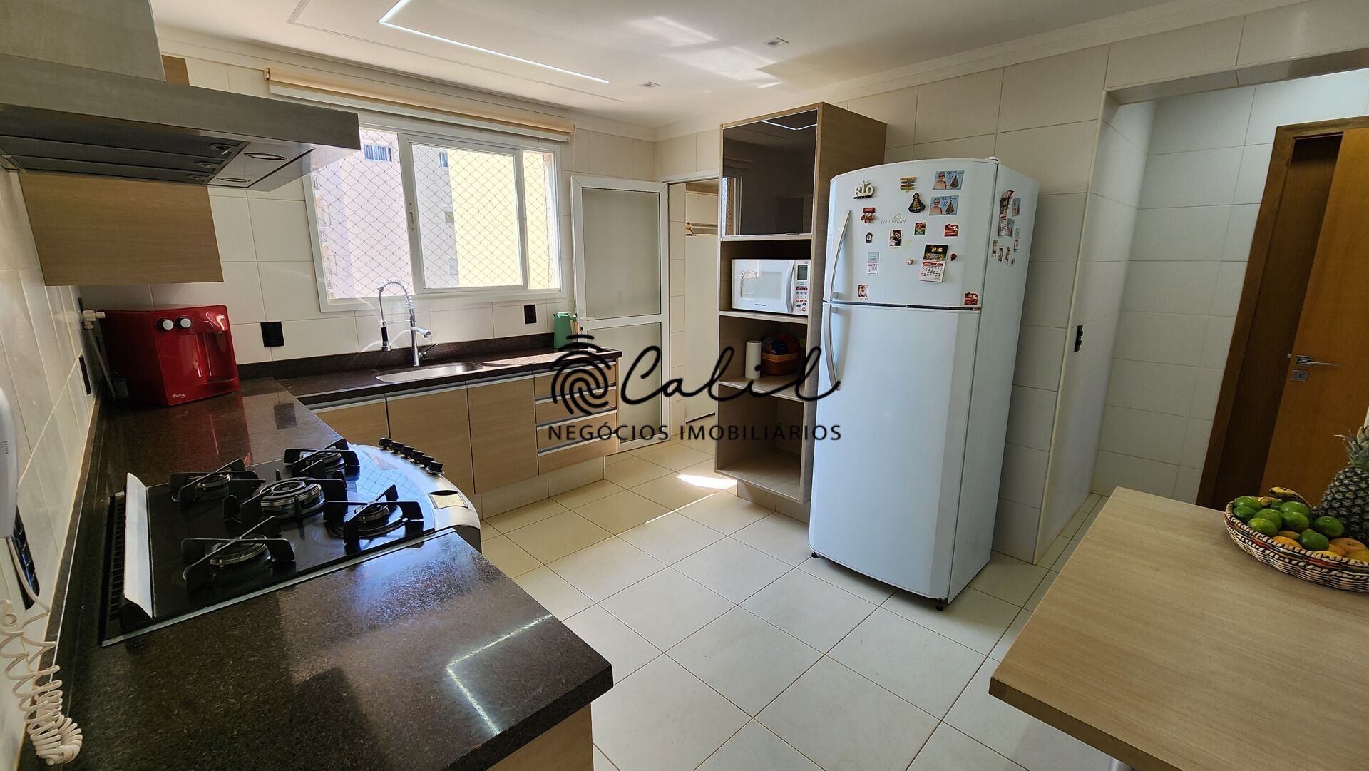 Apartamento à venda com 3 quartos, 202m² - Foto 7