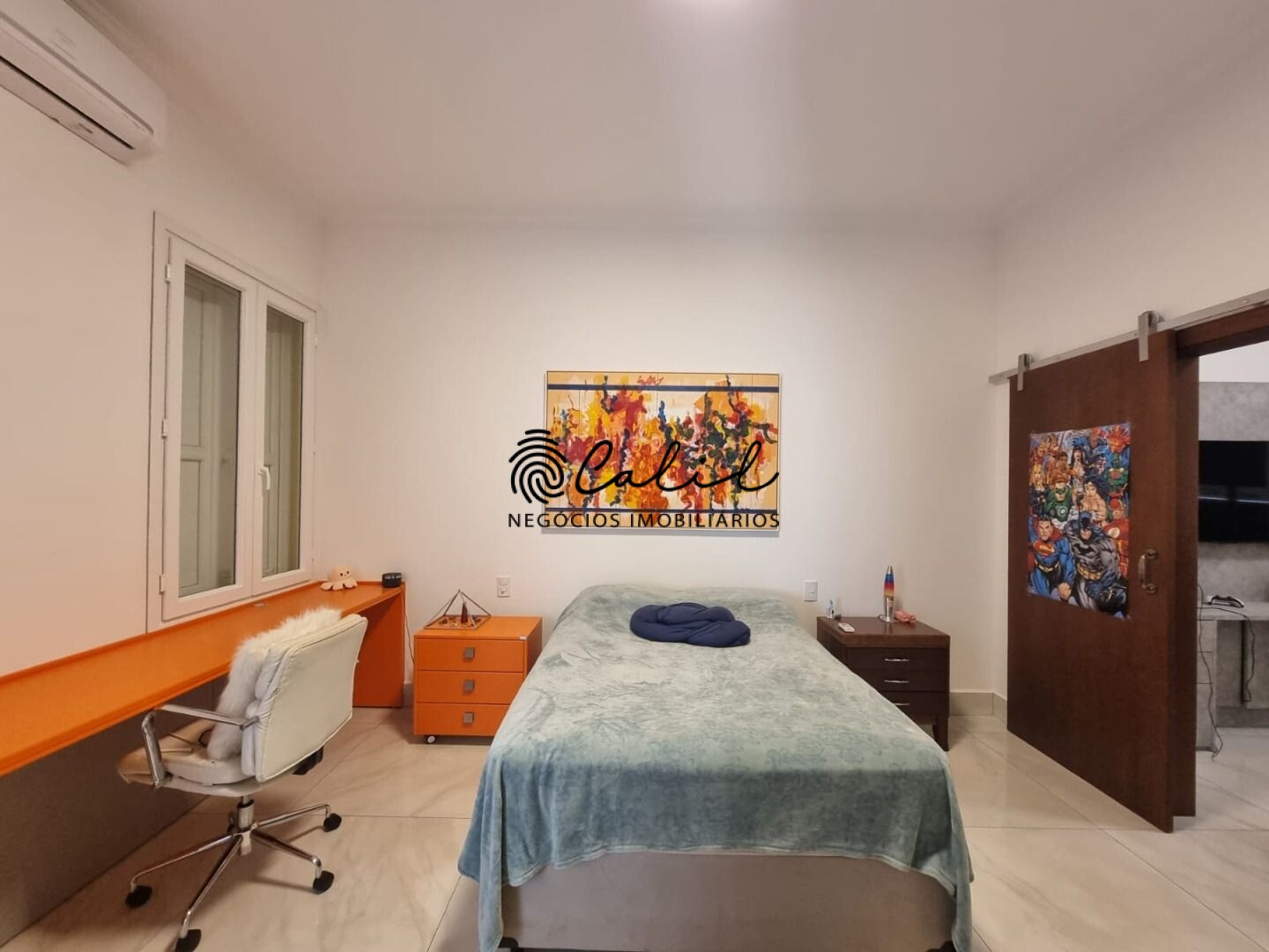 Casa à venda com 3 quartos, 310m² - Foto 11