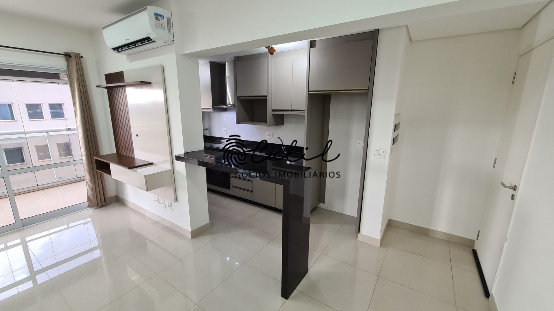 Apartamento à venda com 1 quarto, 55m² - Foto 6