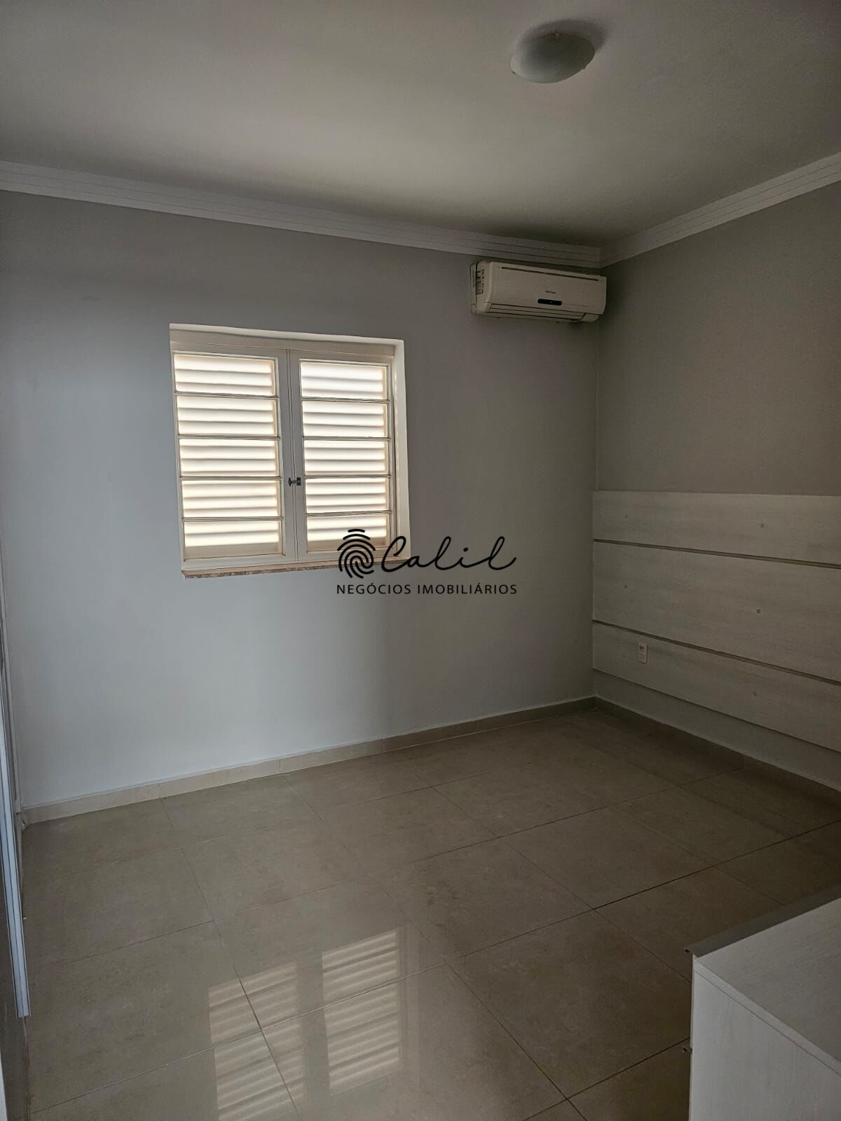 Casa, 4 quartos, 276 m² - Foto 2