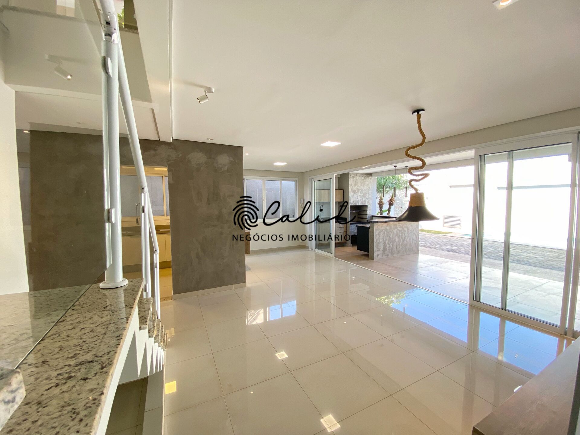 Sobrado à venda com 3 quartos, 428m² - Foto 26