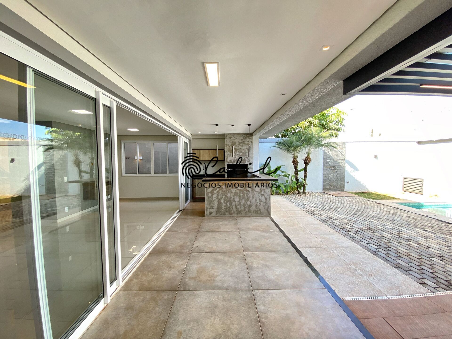 Sobrado à venda com 3 quartos, 428m² - Foto 11