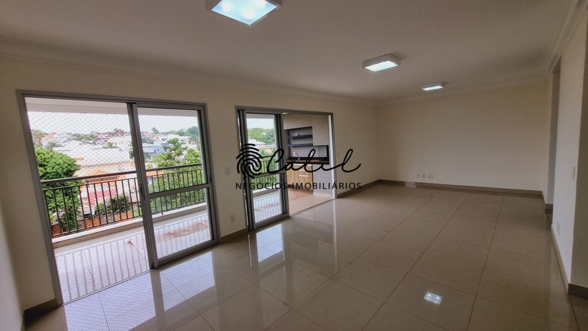 Apartamento à venda com 3 quartos, 140m² - Foto 6