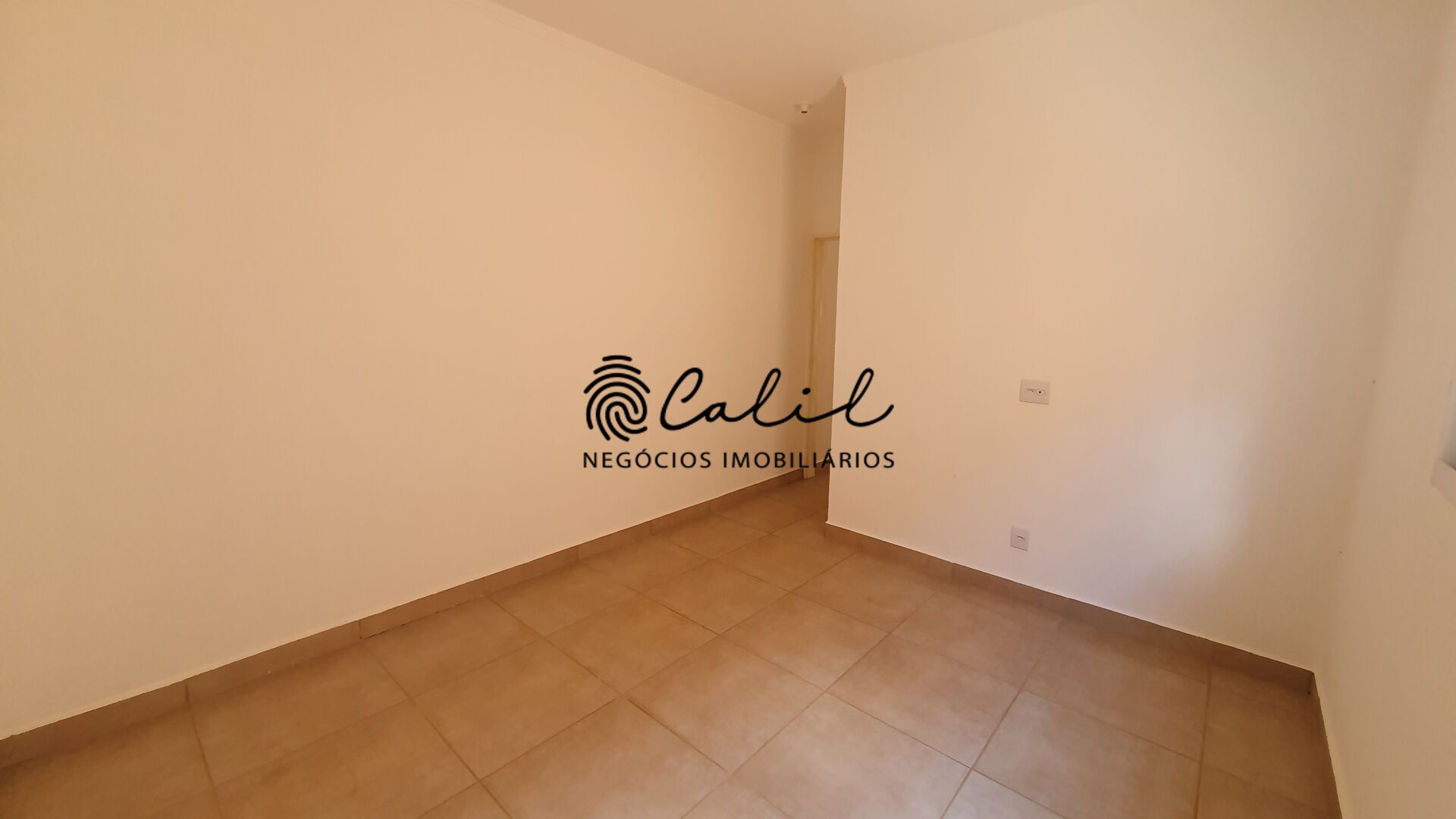 Casa à venda com 2 quartos, 60m² - Foto 11