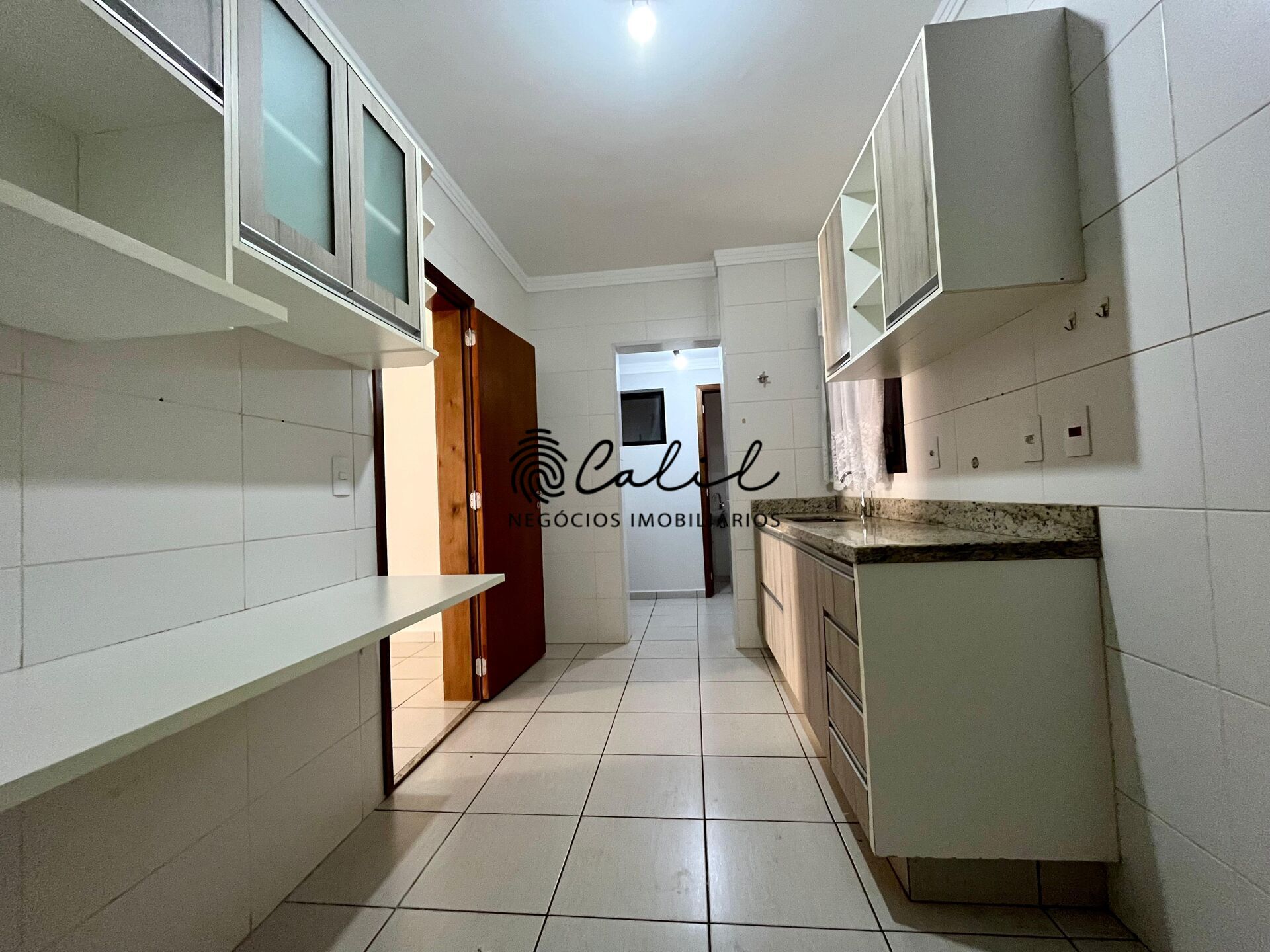 Apartamento para alugar com 3 quartos, 112m² - Foto 18