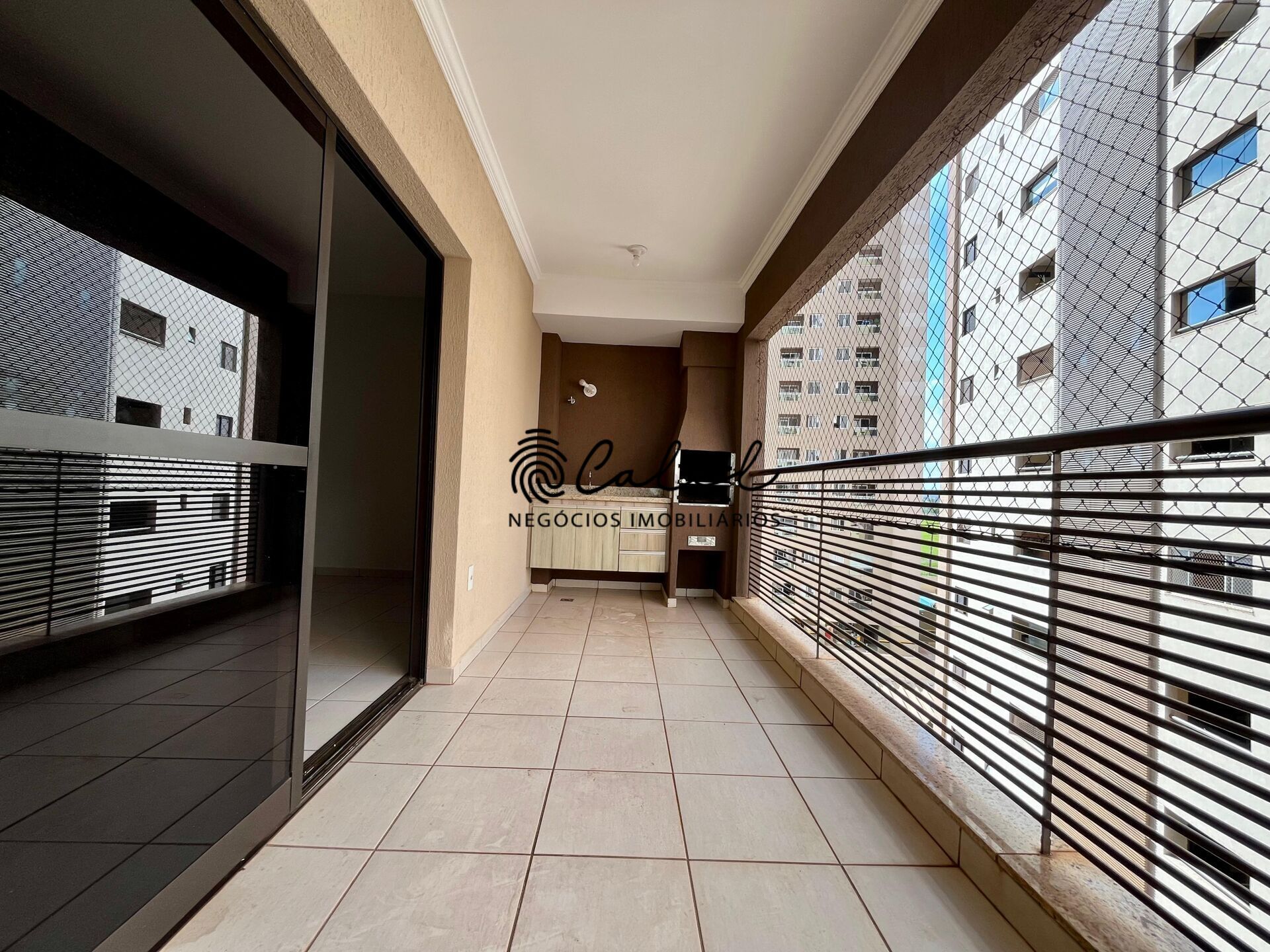 Apartamento para alugar com 3 quartos, 112m² - Foto 1