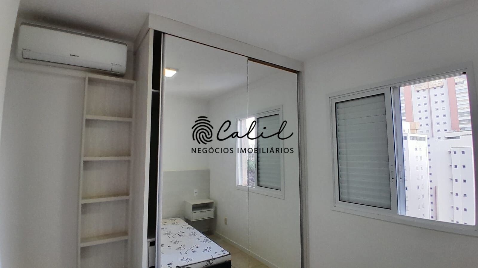 Apartamento à venda com 2 quartos, 65m² - Foto 13