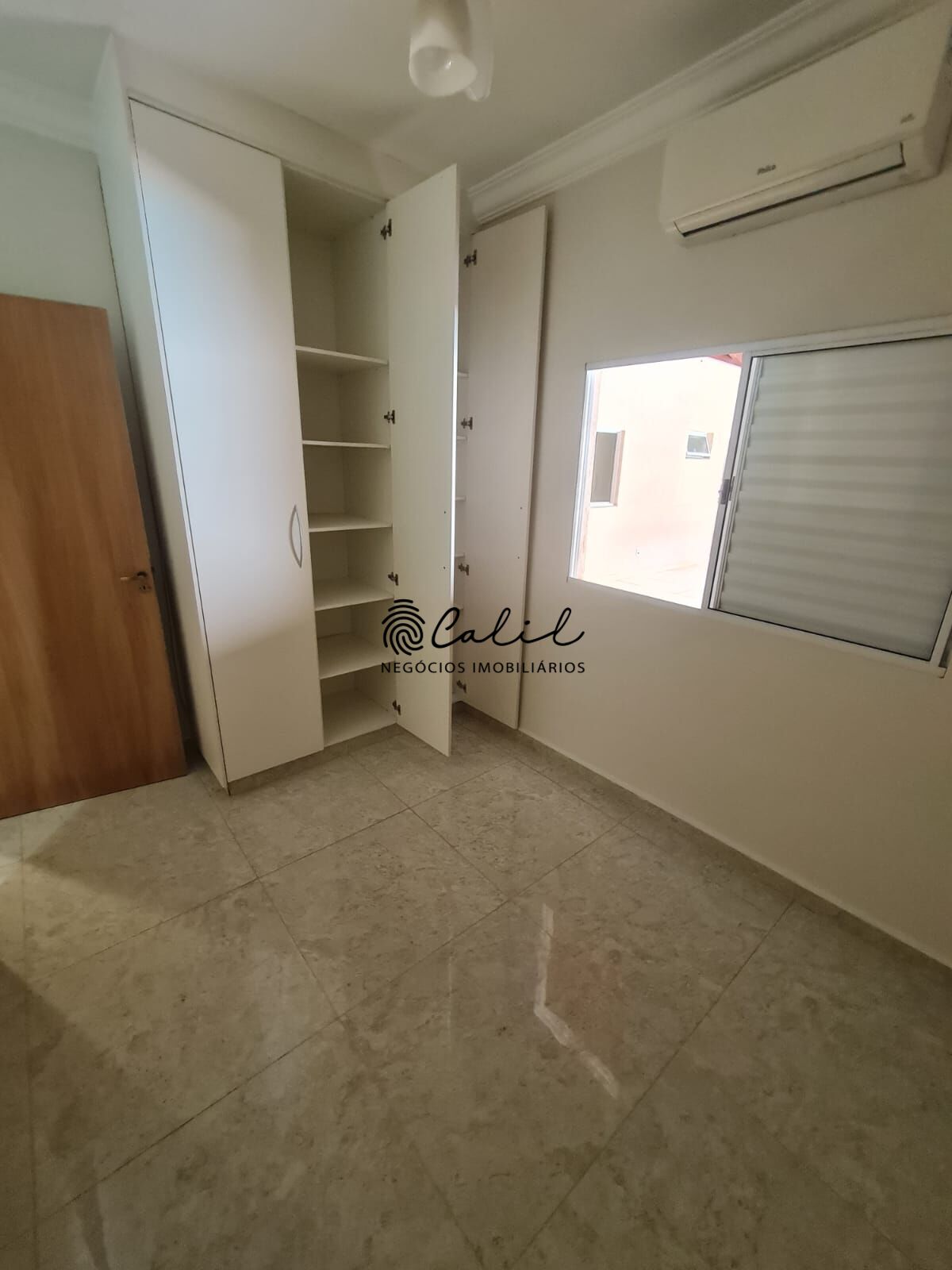 Casa, 3 quartos, 220 m² - Foto 8