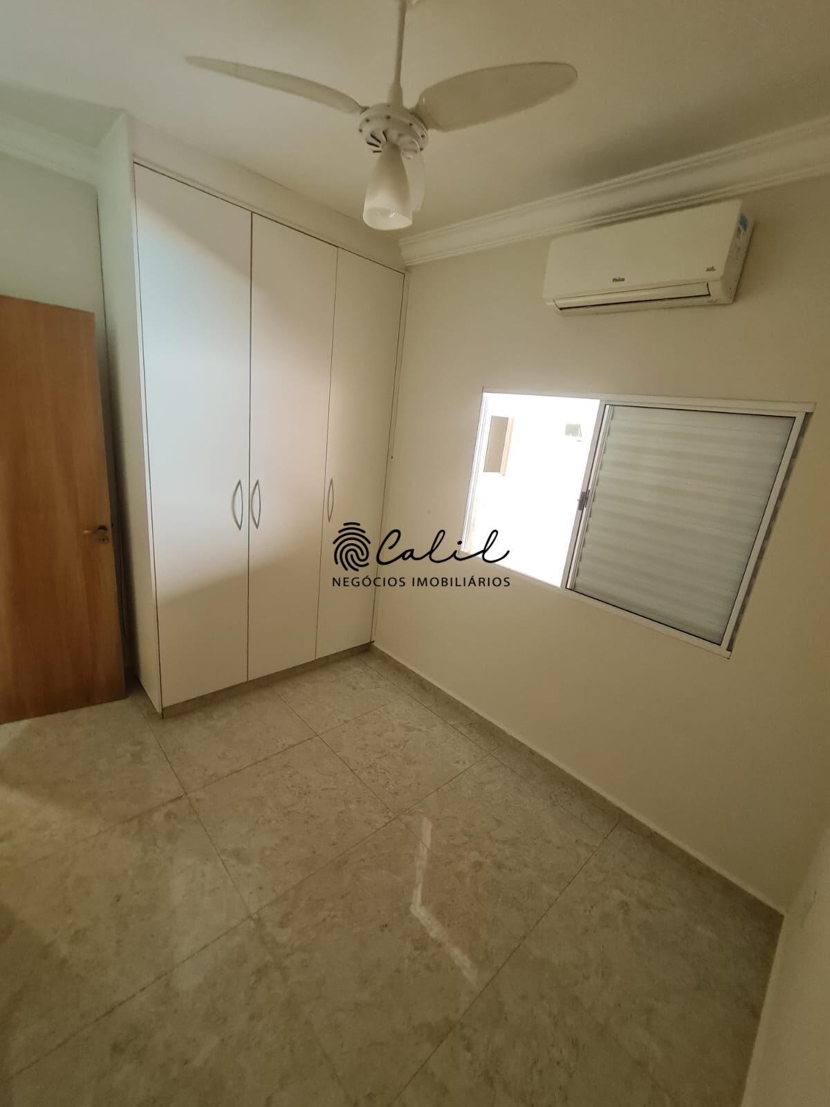 Casa, 3 quartos, 220 m² - Foto 3