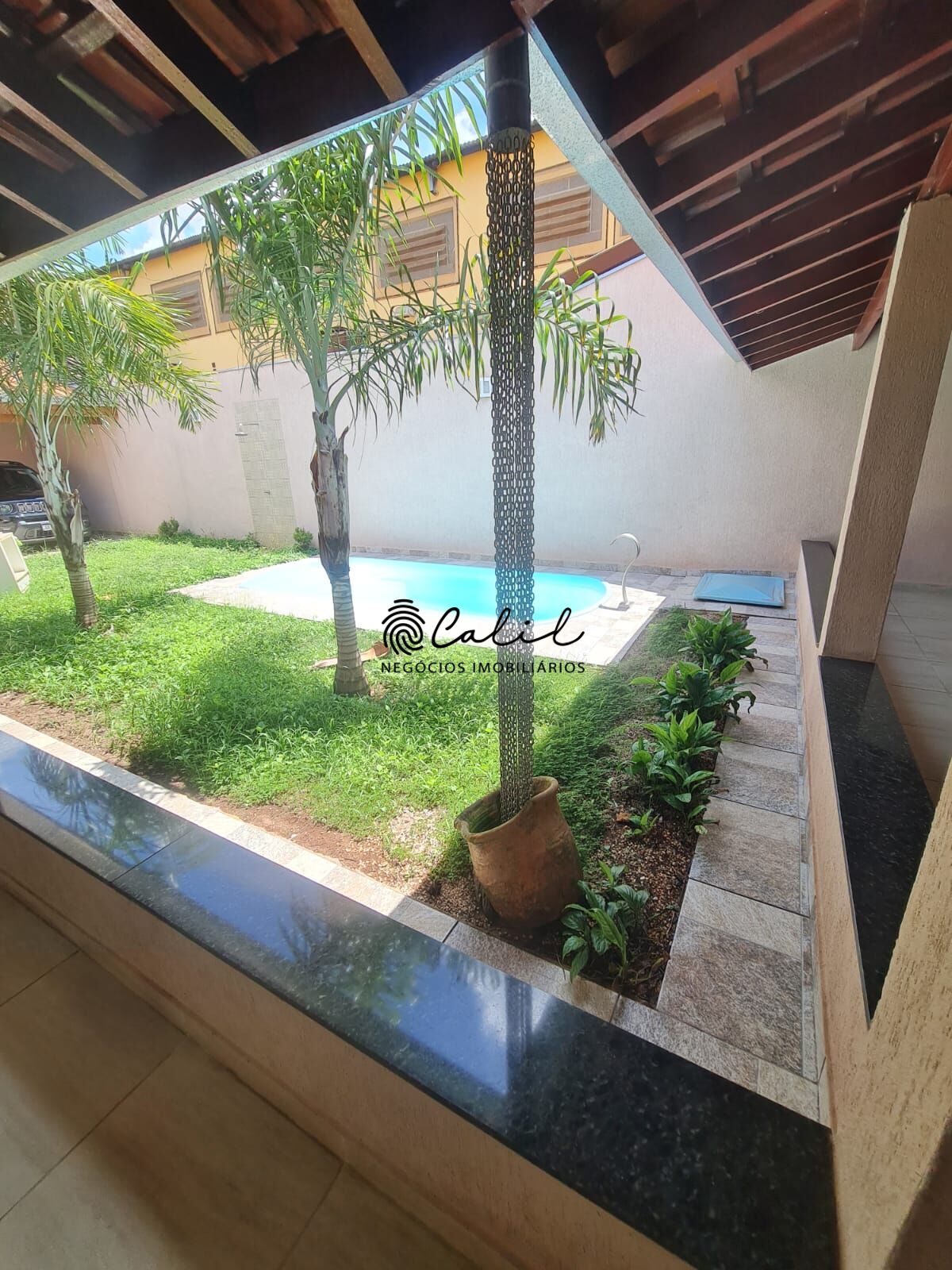 Casa, 3 quartos, 220 m² - Foto 1