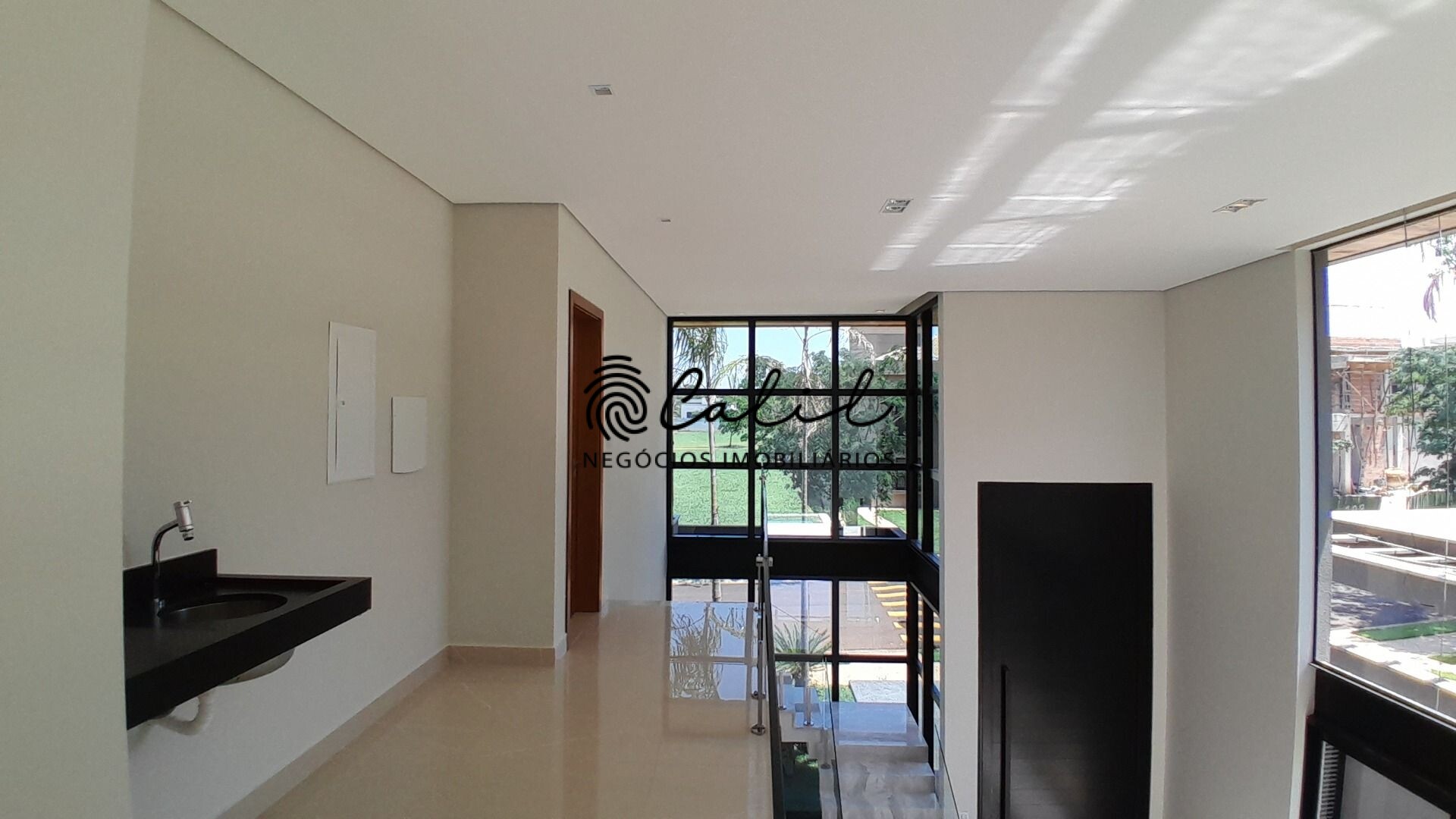 Casa de Condomínio à venda com 4 quartos, 385m² - Foto 10