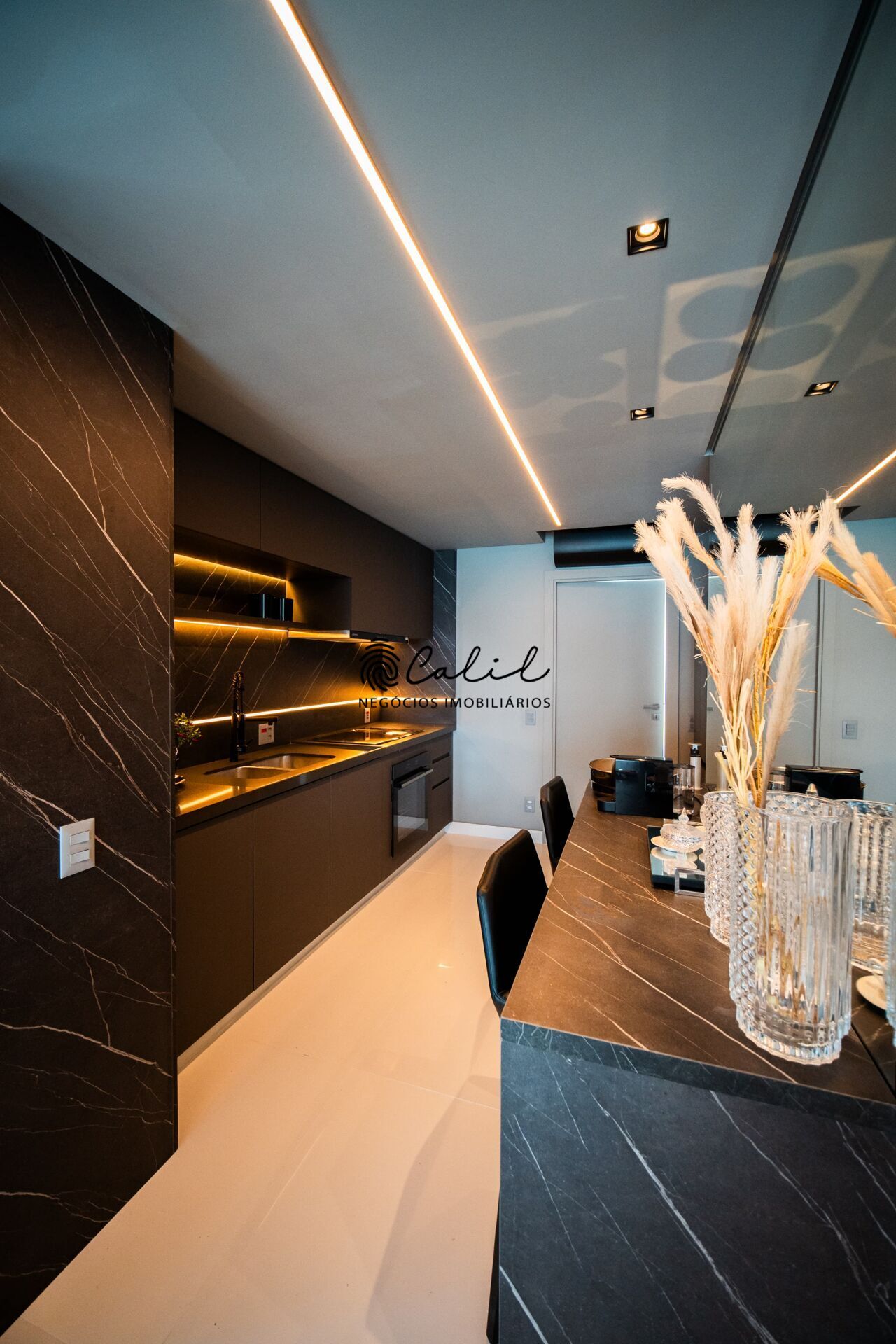 Cobertura para alugar com 1 quarto, 94m² - Foto 7