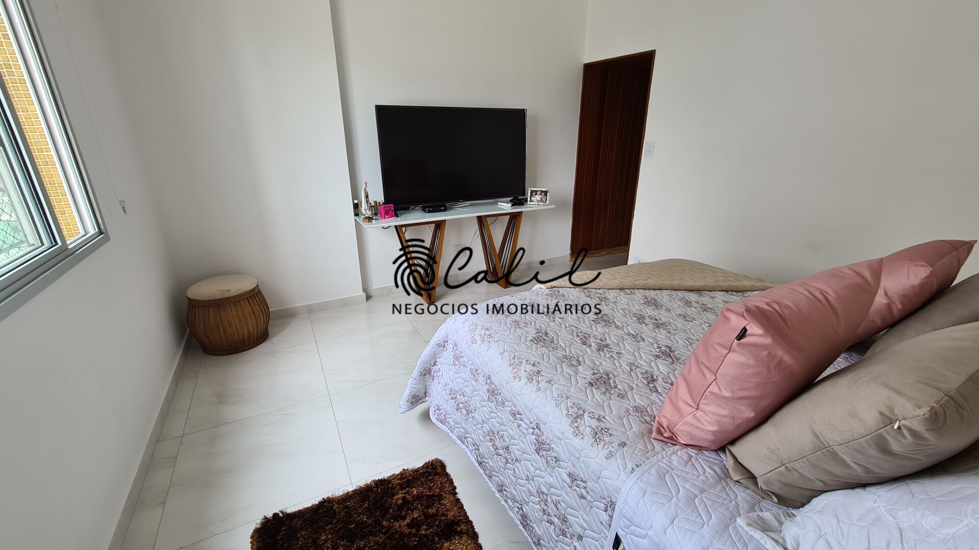 Apartamento à venda com 6 quartos, 240m² - Foto 14