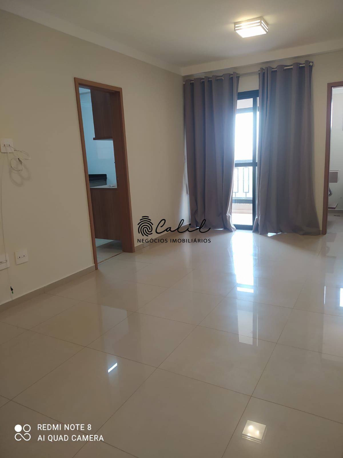 Apartamento para alugar com 3 quartos, 98m² - Foto 13