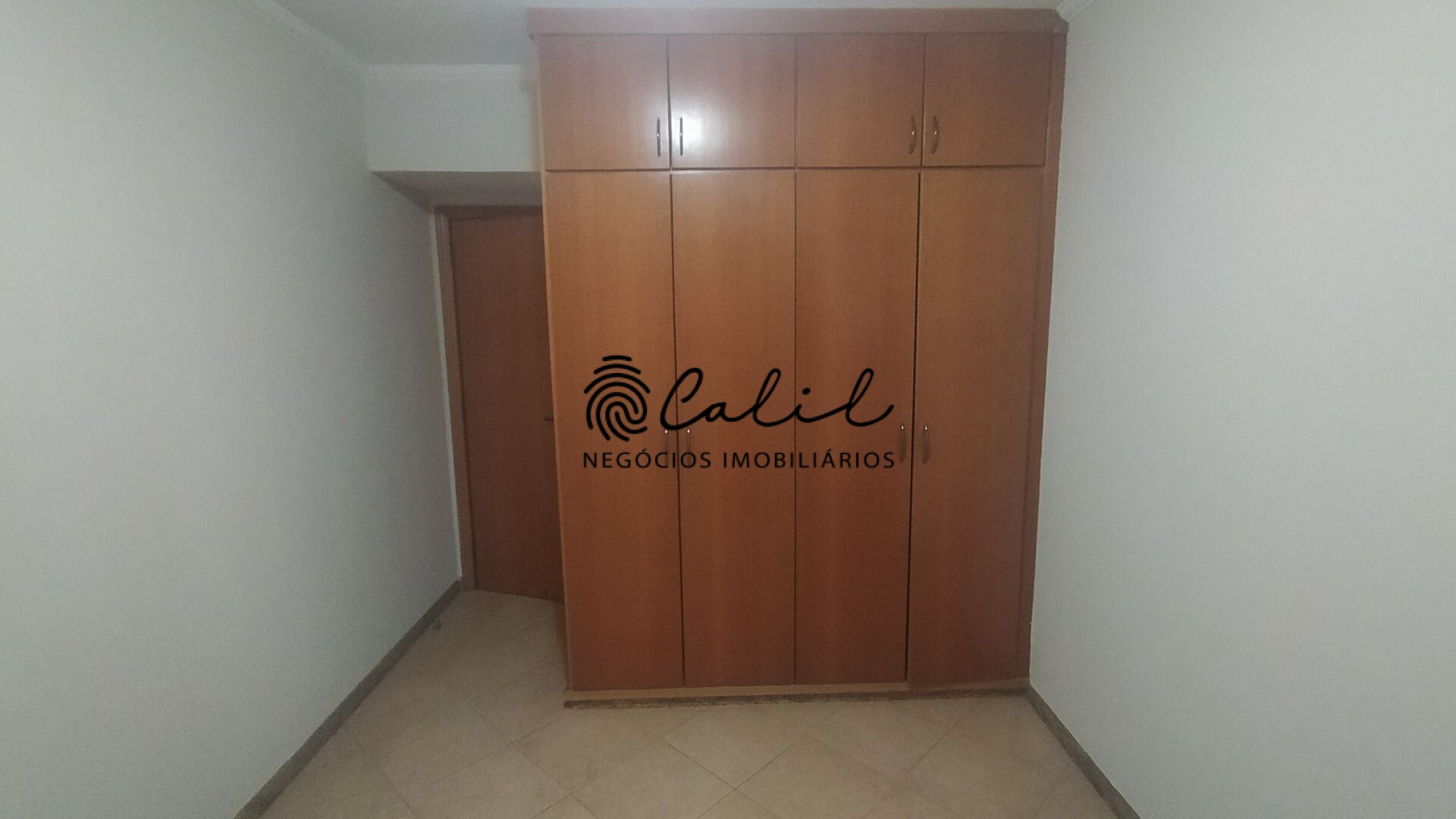 Apartamento à venda com 4 quartos, 156m² - Foto 7