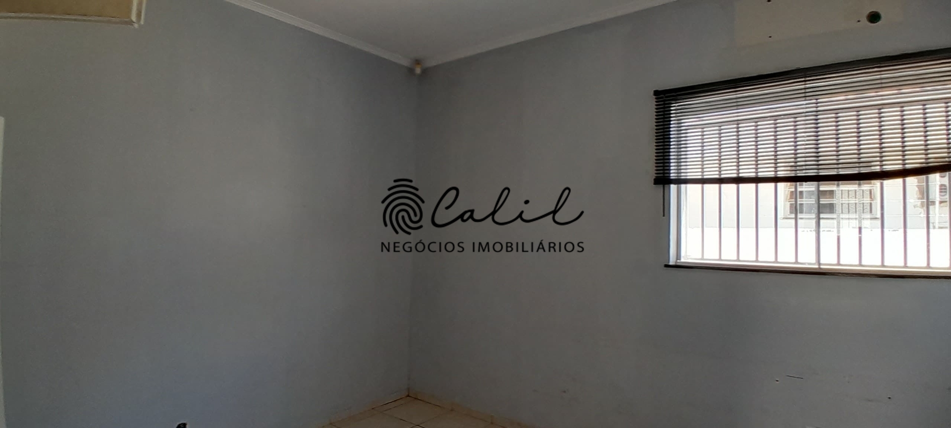 Casa para alugar com 8 quartos, 280m² - Foto 10