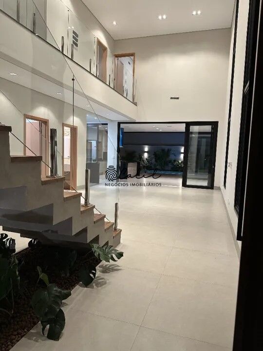 Sobrado à venda com 3 quartos, 252m² - Foto 4