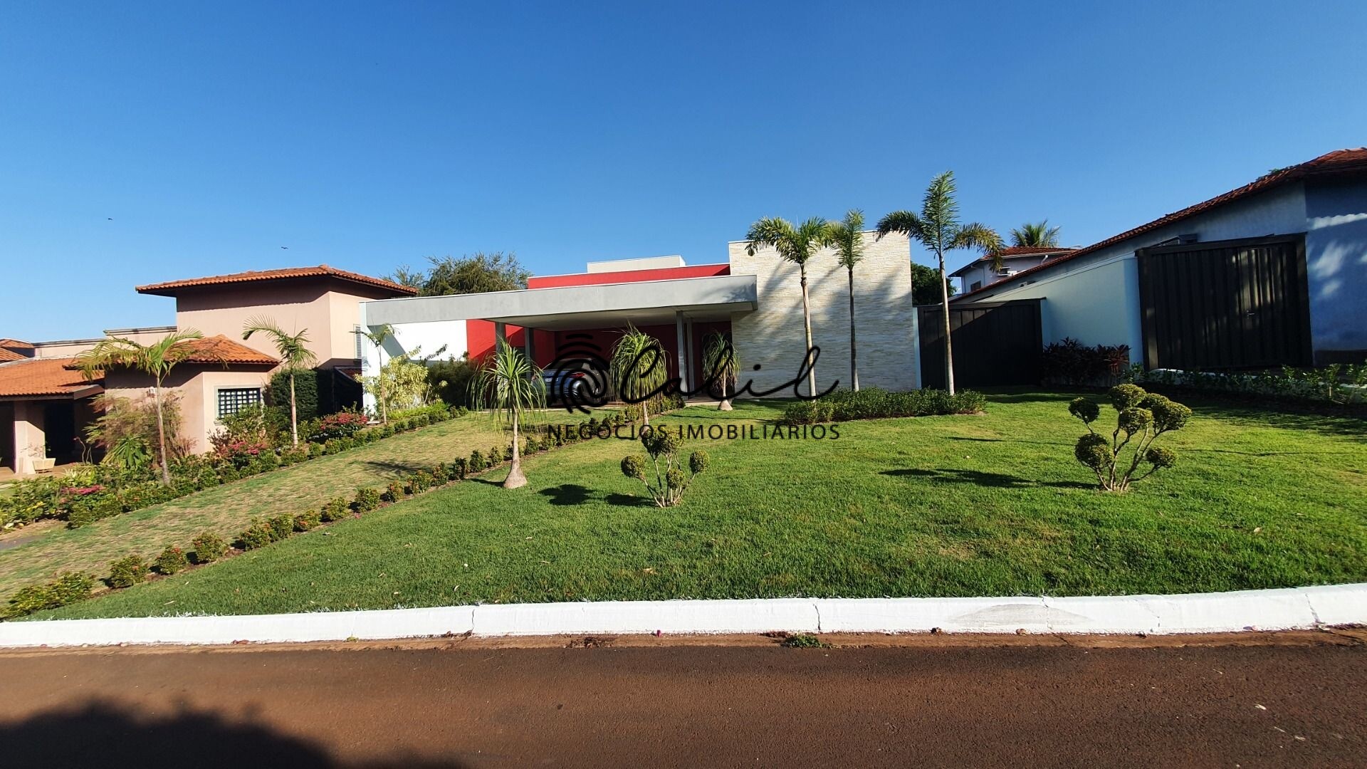 Casa de Condomínio à venda com 3 quartos, 300m² - Foto 14