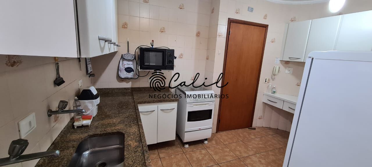 Apartamento à venda com 3 quartos, 127m² - Foto 9