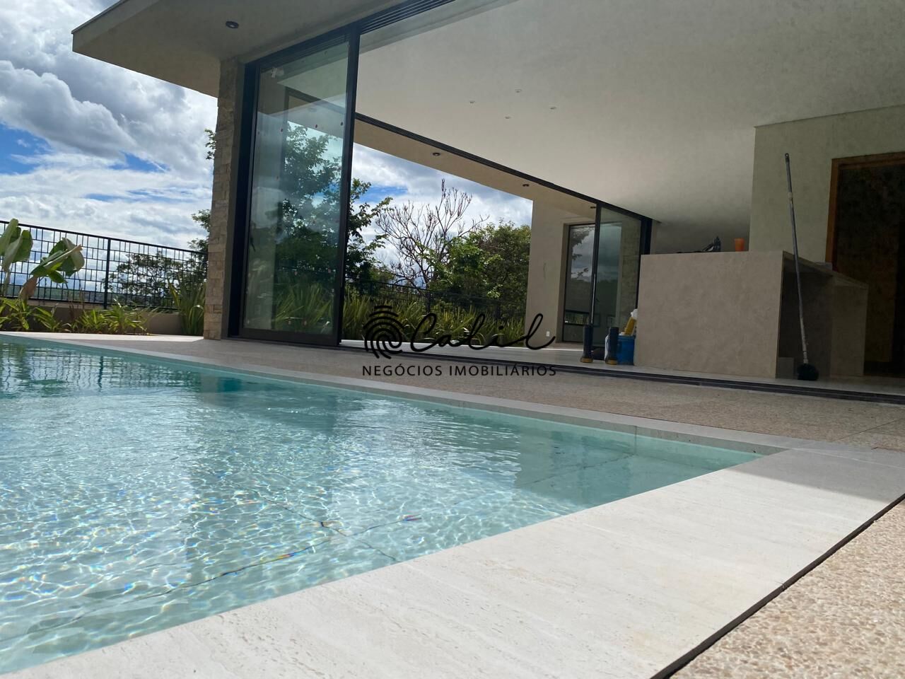 Casa de Condomínio à venda com 5 quartos, 452m² - Foto 12
