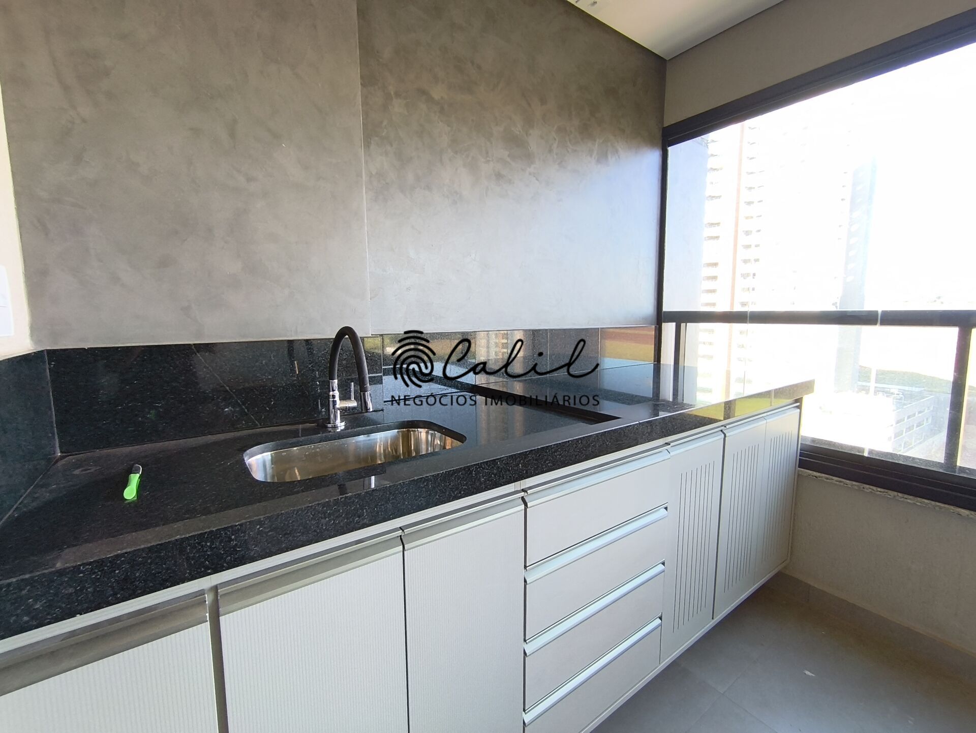 Apartamento para alugar com 4 quartos, 154m² - Foto 3