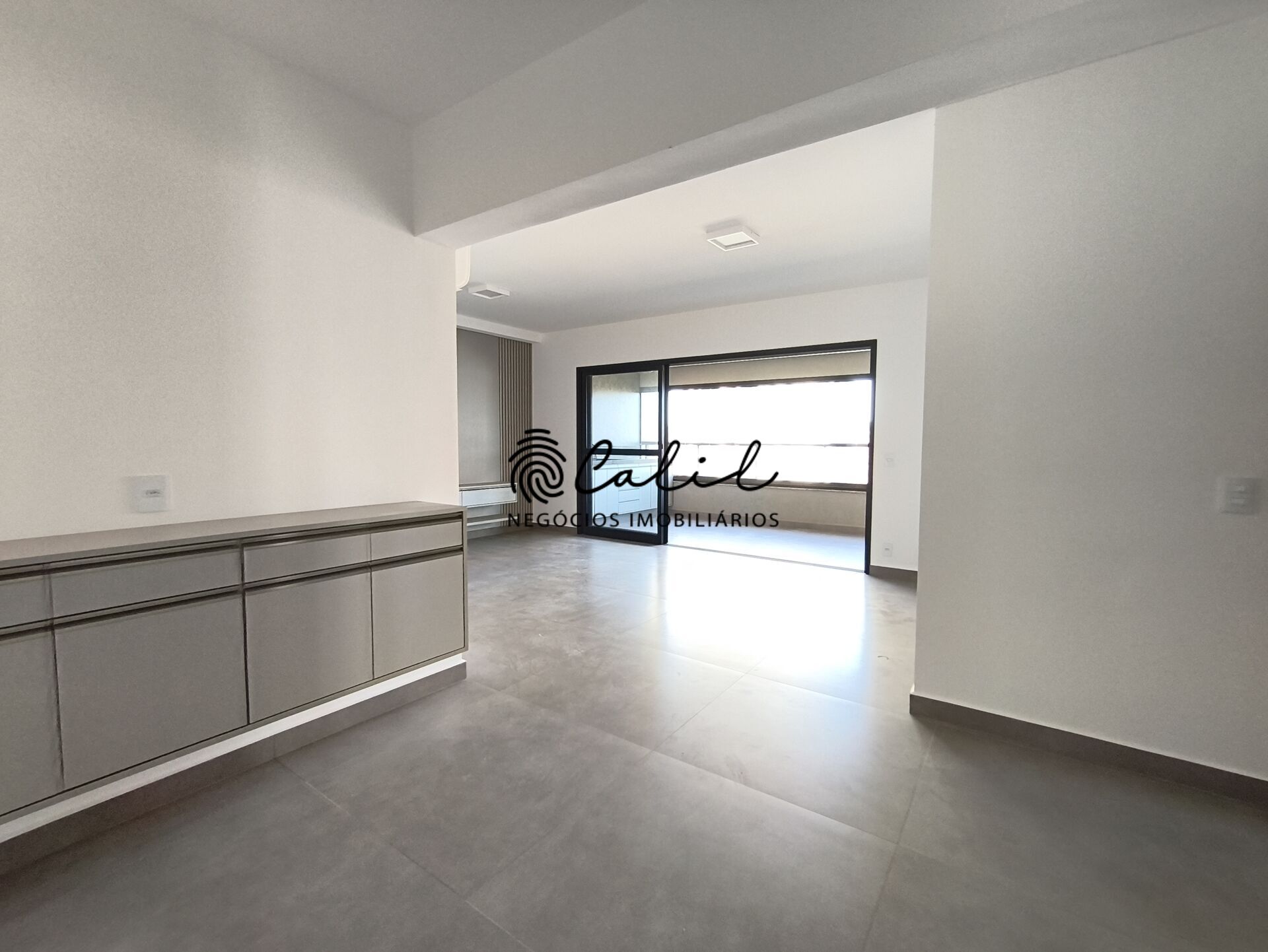 Apartamento para alugar com 4 quartos, 154m² - Foto 8