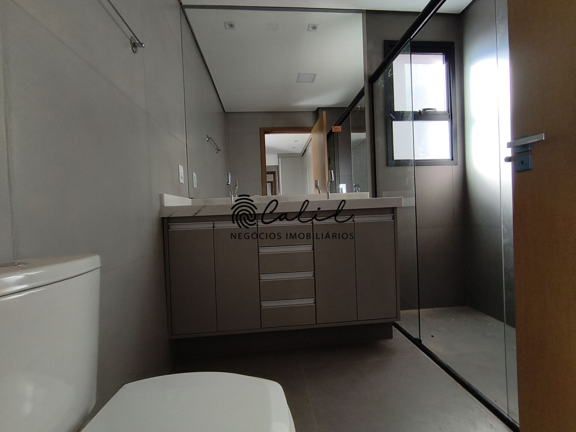 Apartamento para alugar com 4 quartos, 154m² - Foto 15